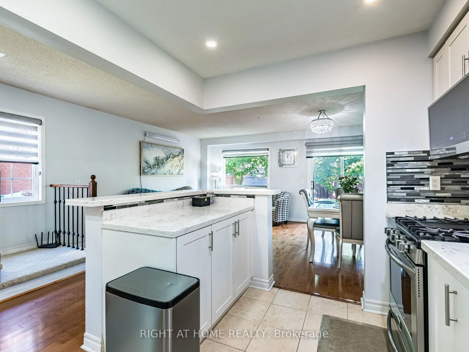 5030 Heatherleigh Avenue, #217