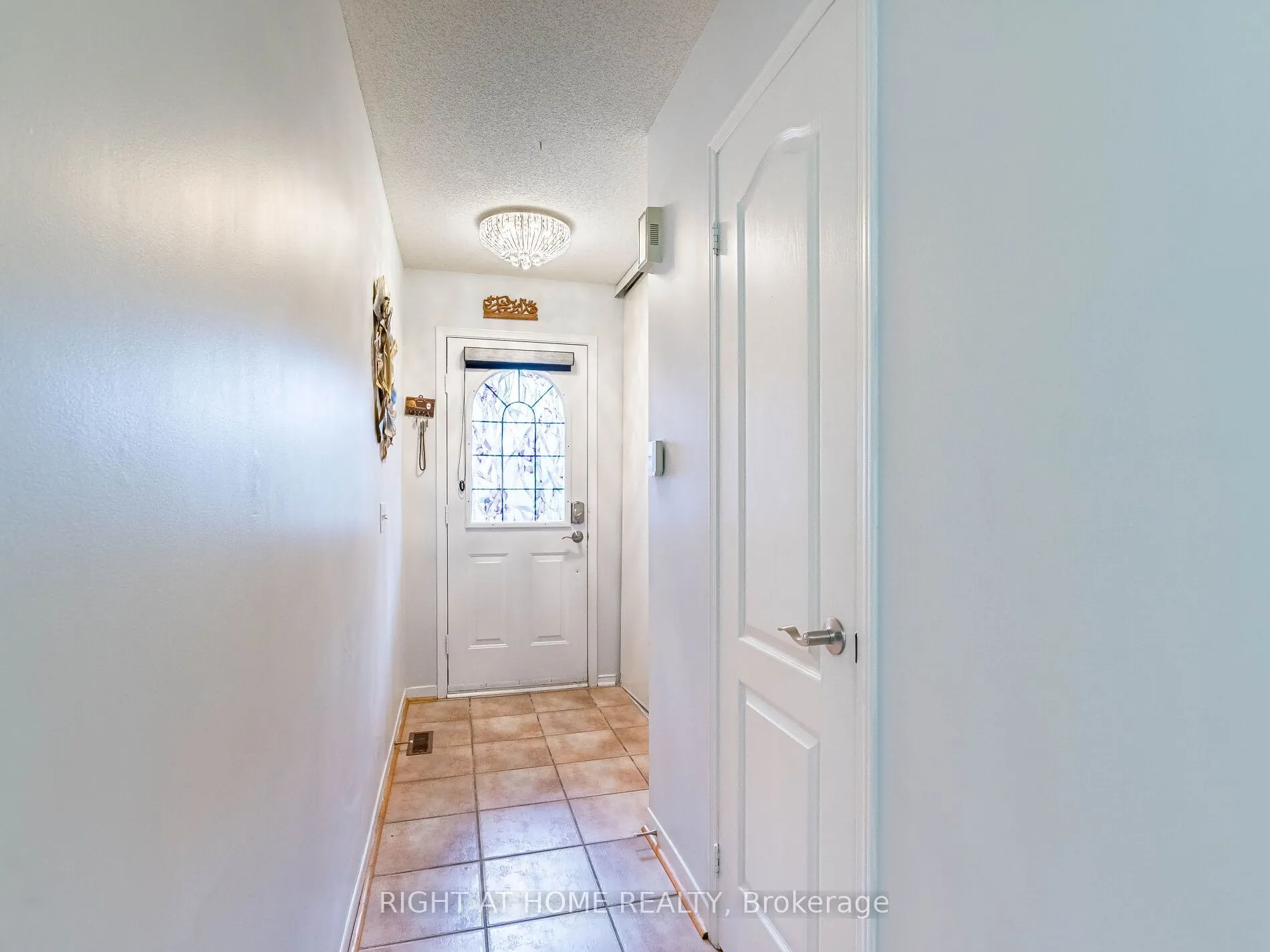 5030 Heatherleigh Avenue, #217