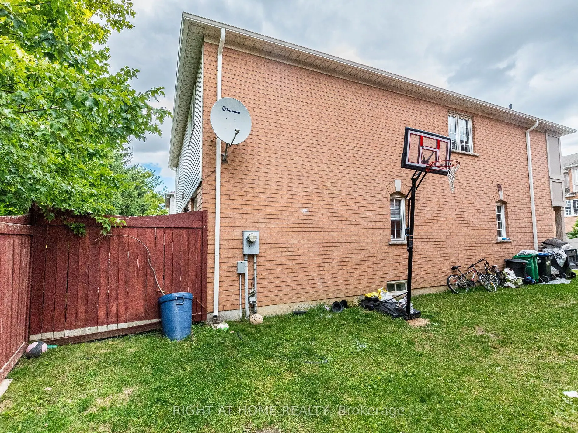 5030 Heatherleigh Avenue, #217