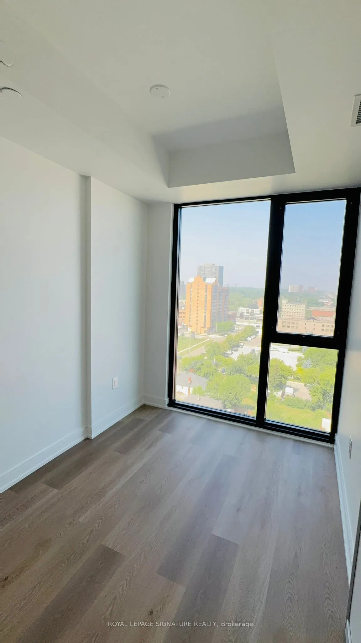 3009 Novar Road, #1222