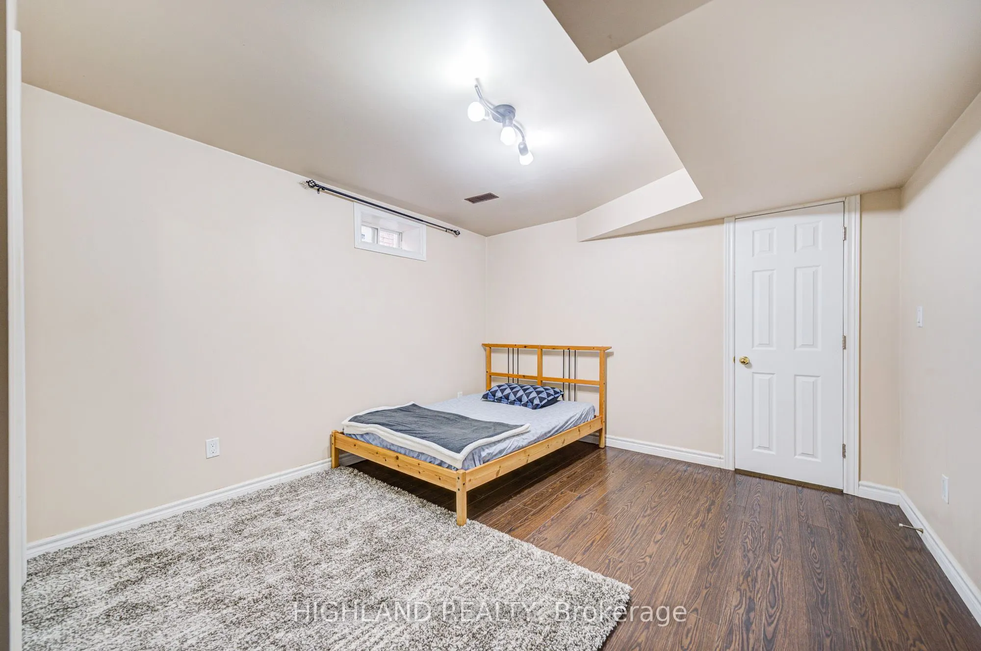 4781 Crystal Rose Drive