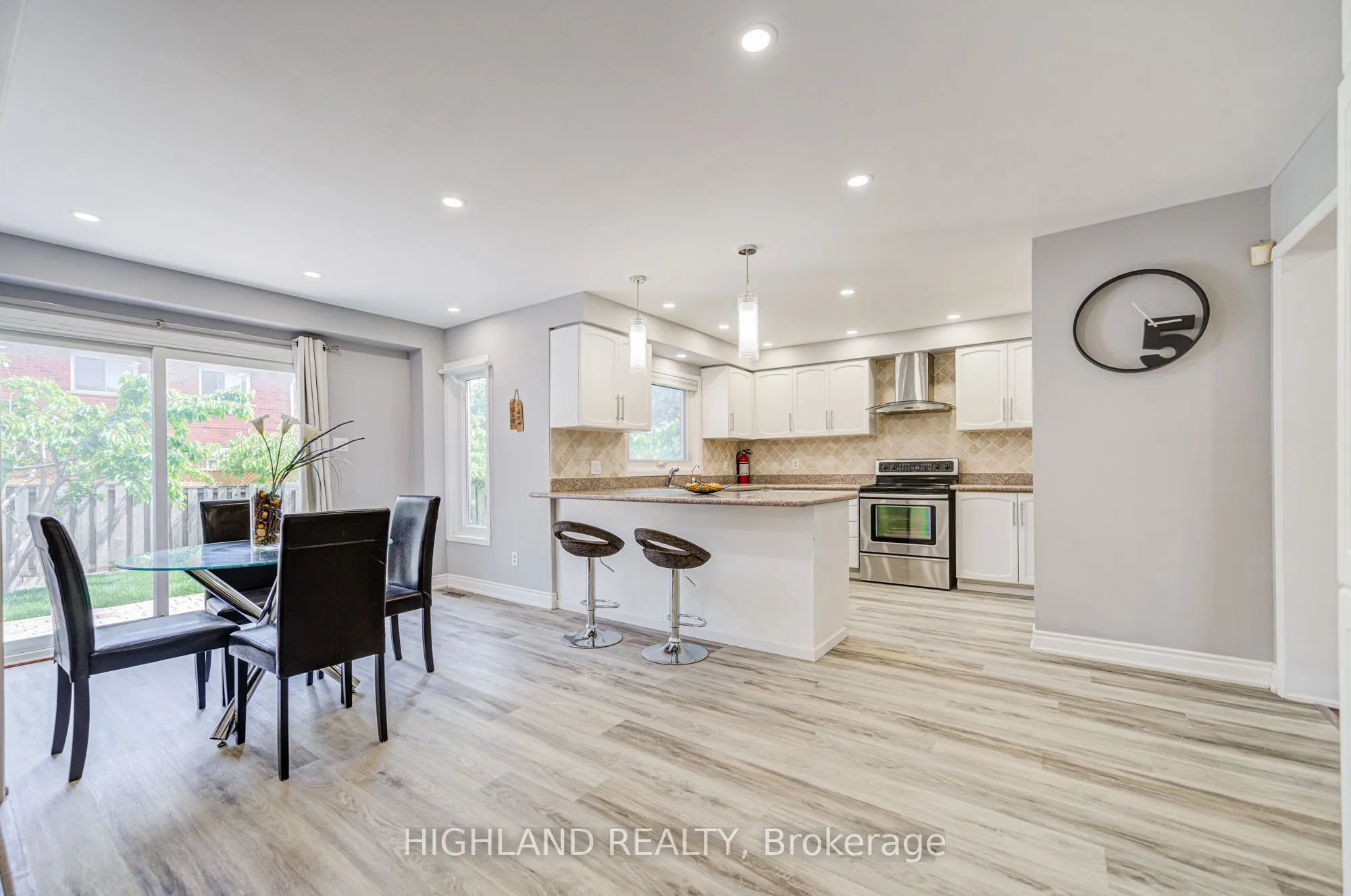 4781 Crystal Rose Drive