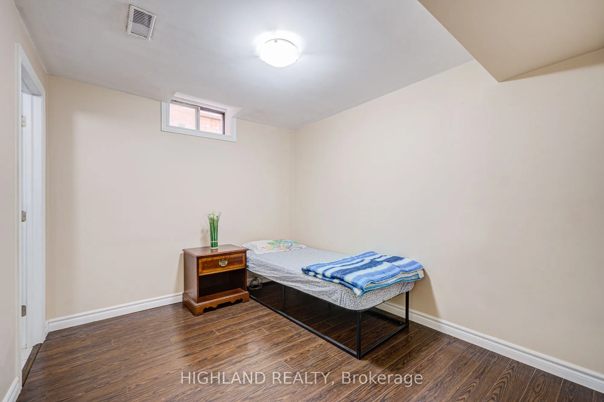 4781 Crystal Rose Drive