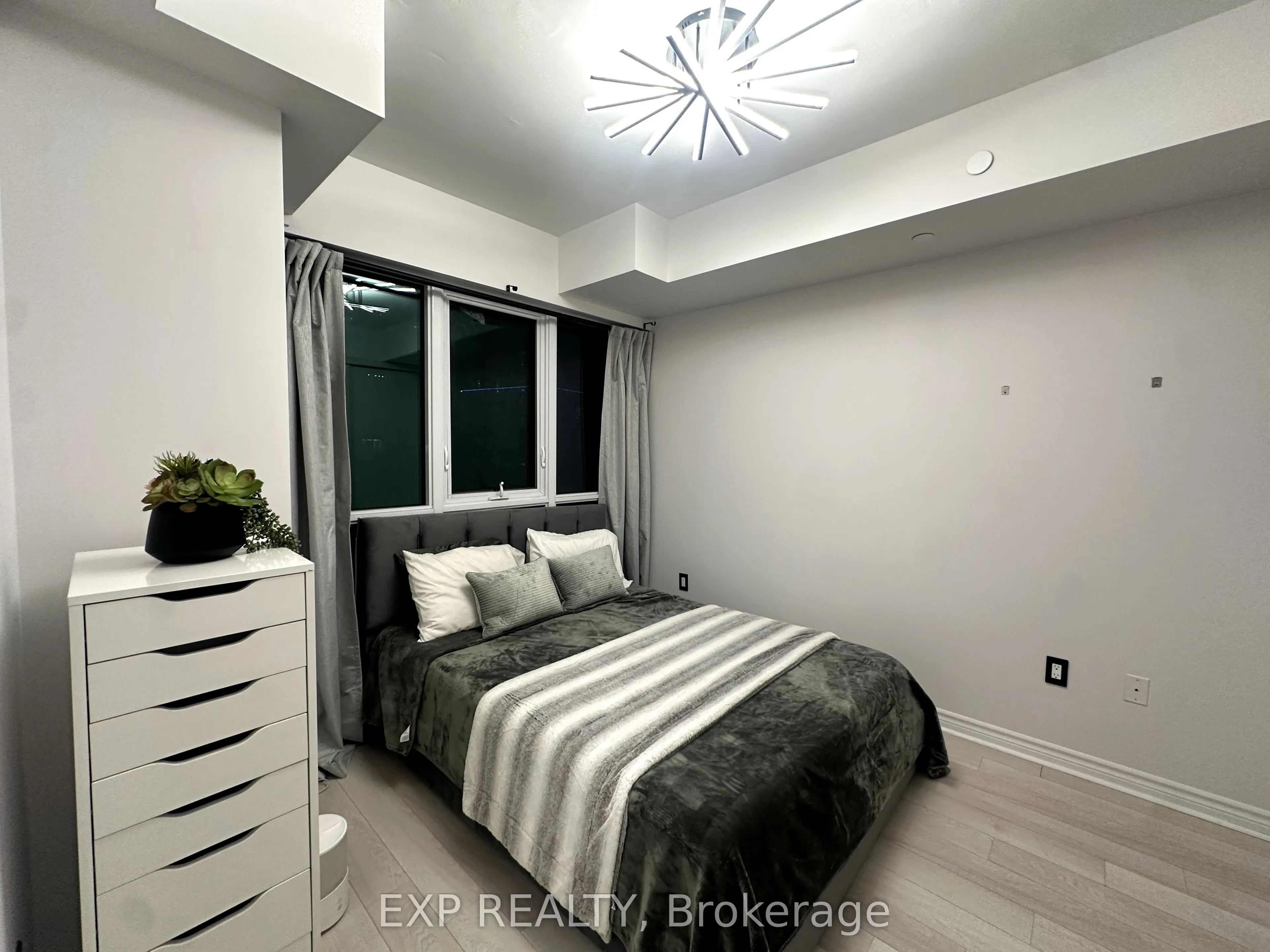 39 Annie Craig Drive, #602