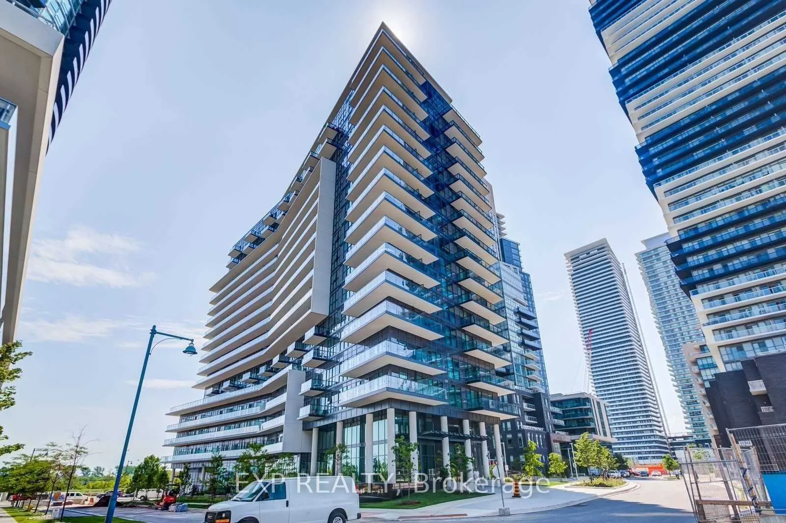 39 Annie Craig Drive, #602