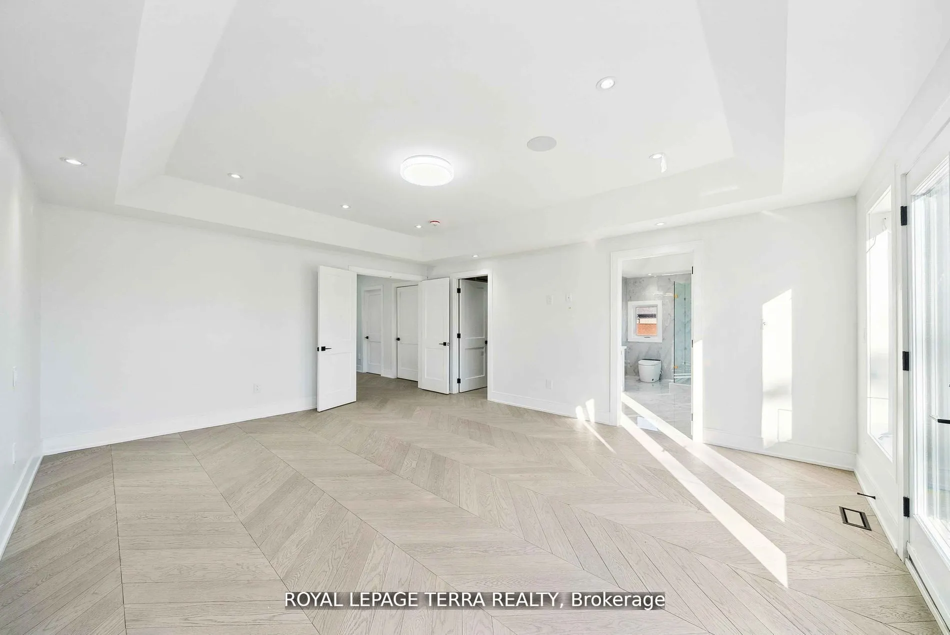 309 Ranee Avenue
