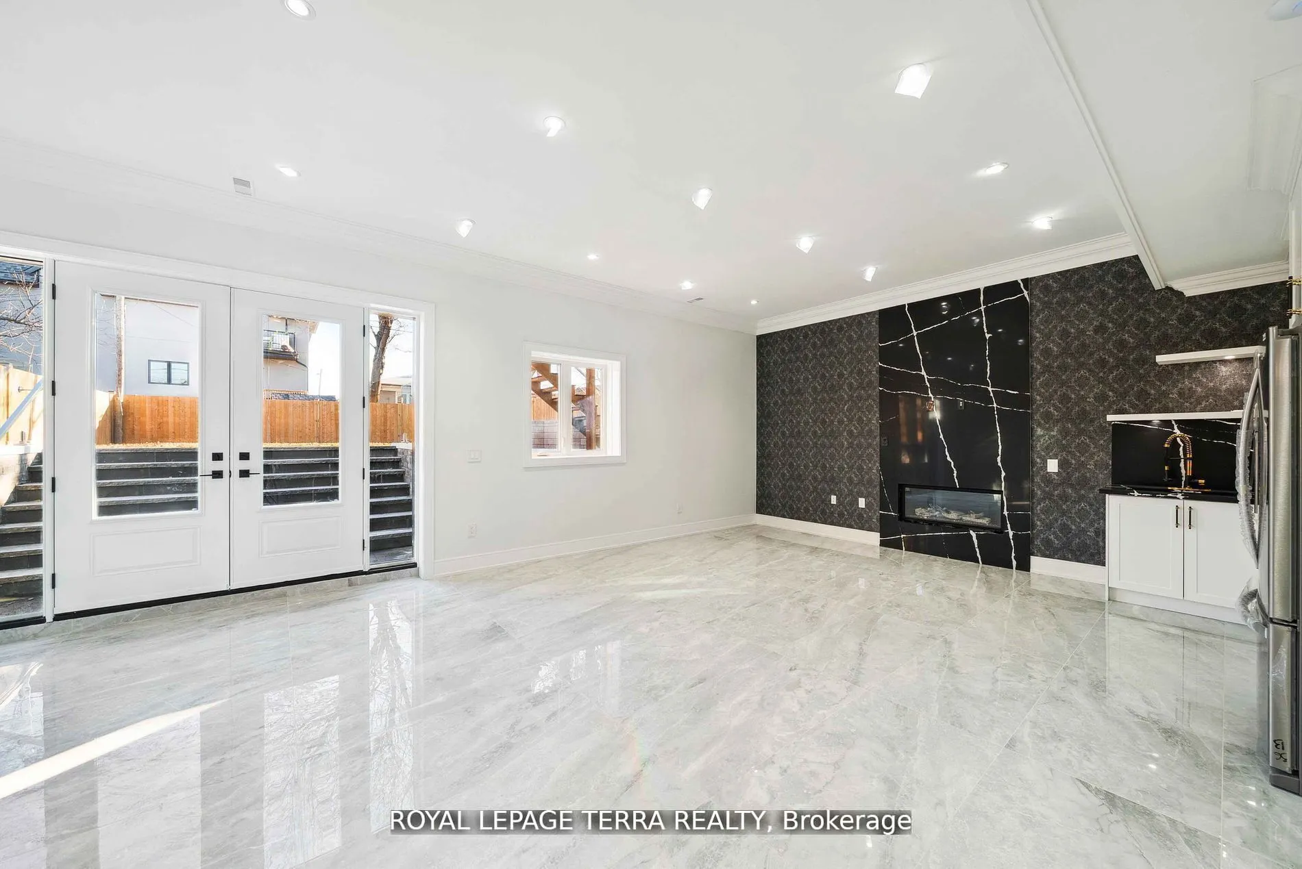 309 Ranee Avenue
