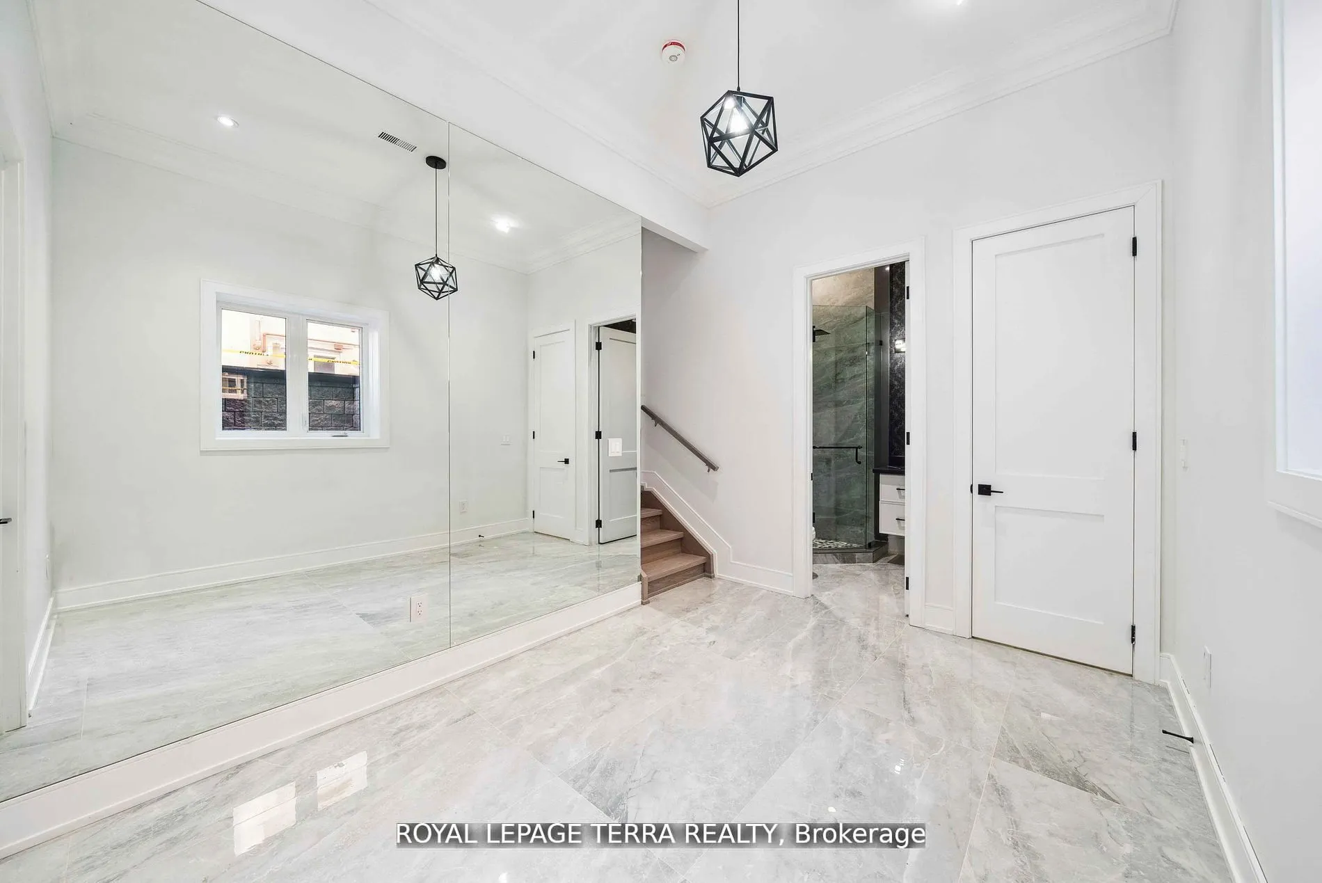 309 Ranee Avenue