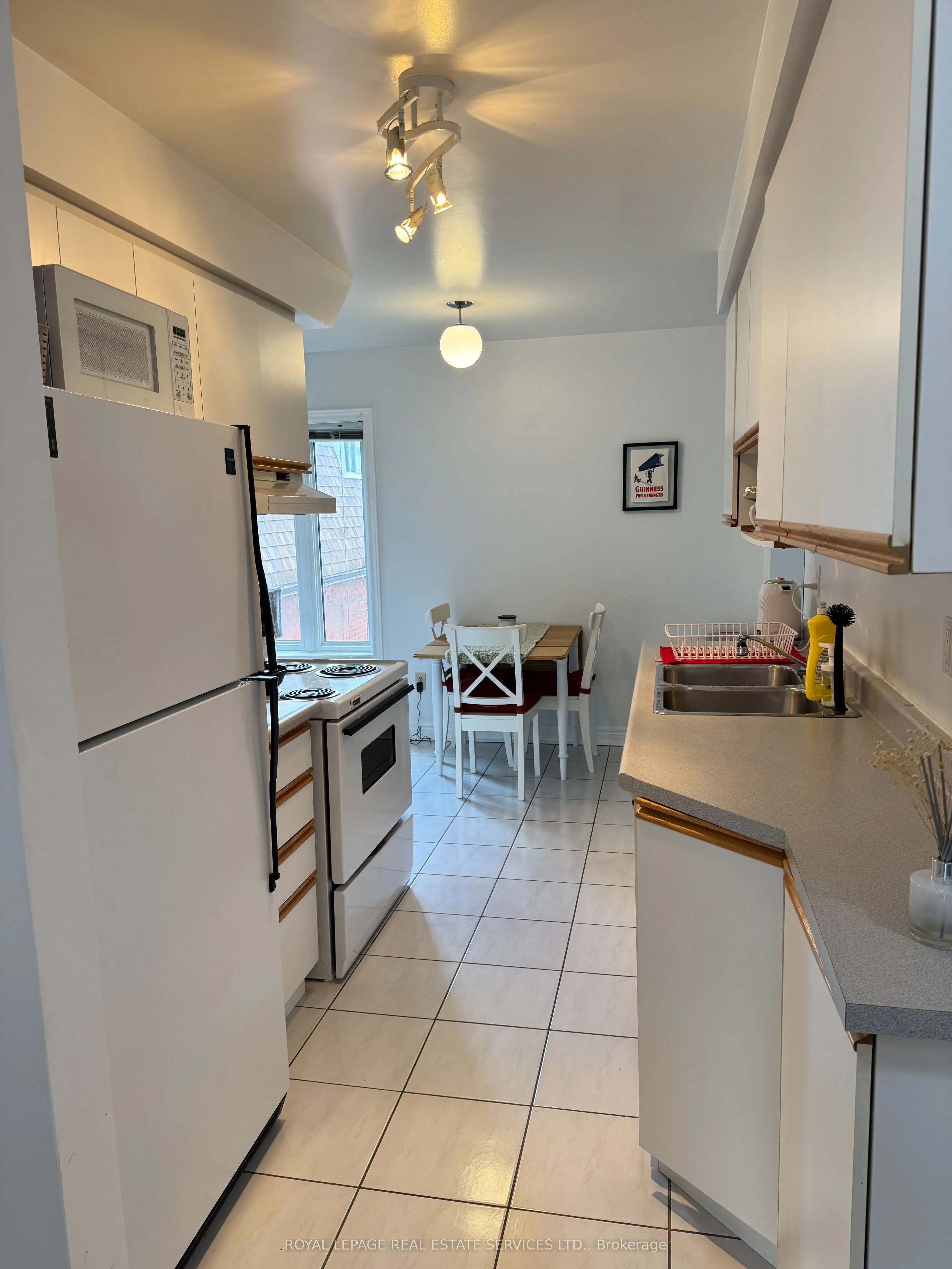 4 Harshaw Avenue, #2