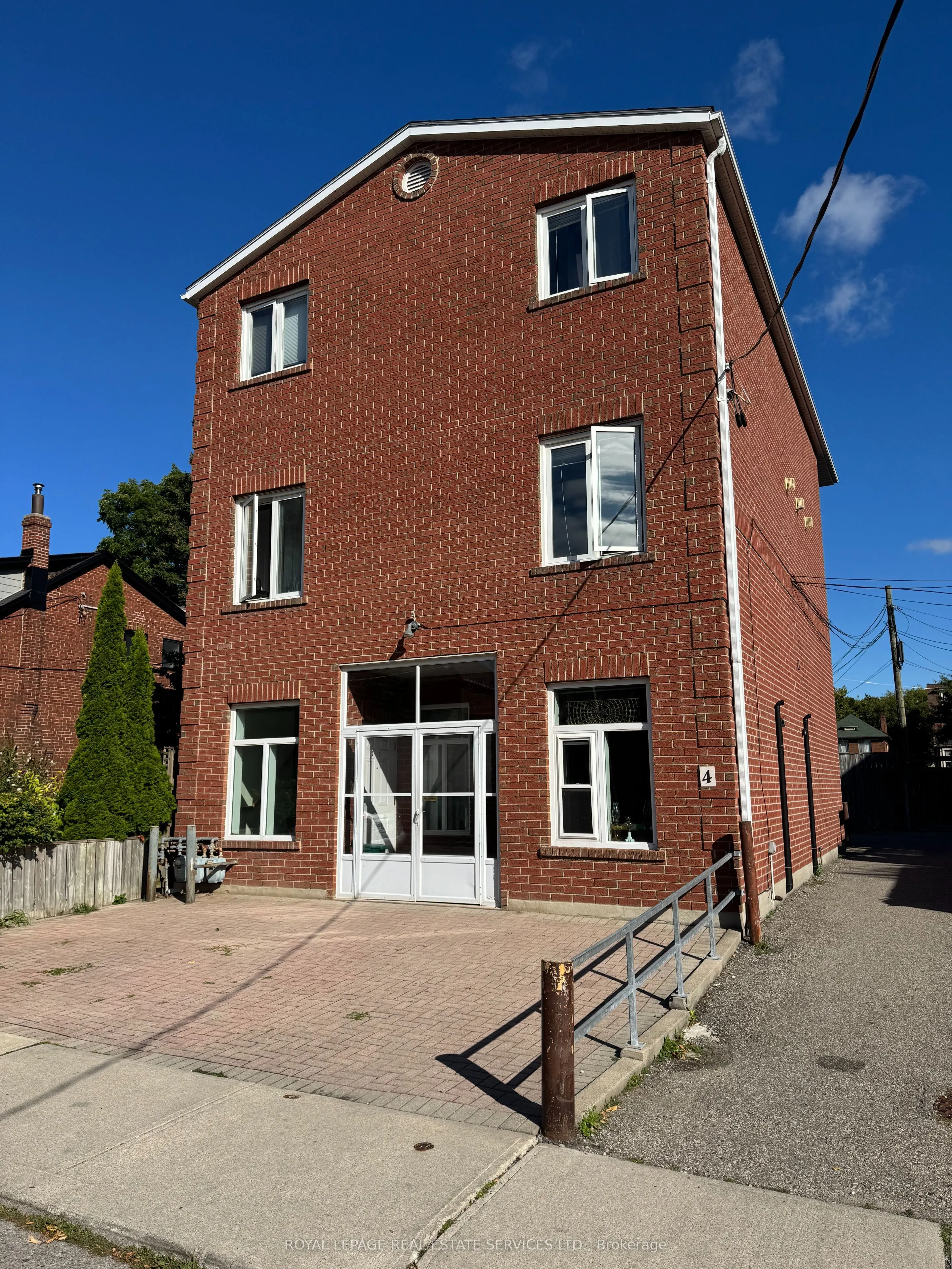 4 Harshaw Avenue, #2