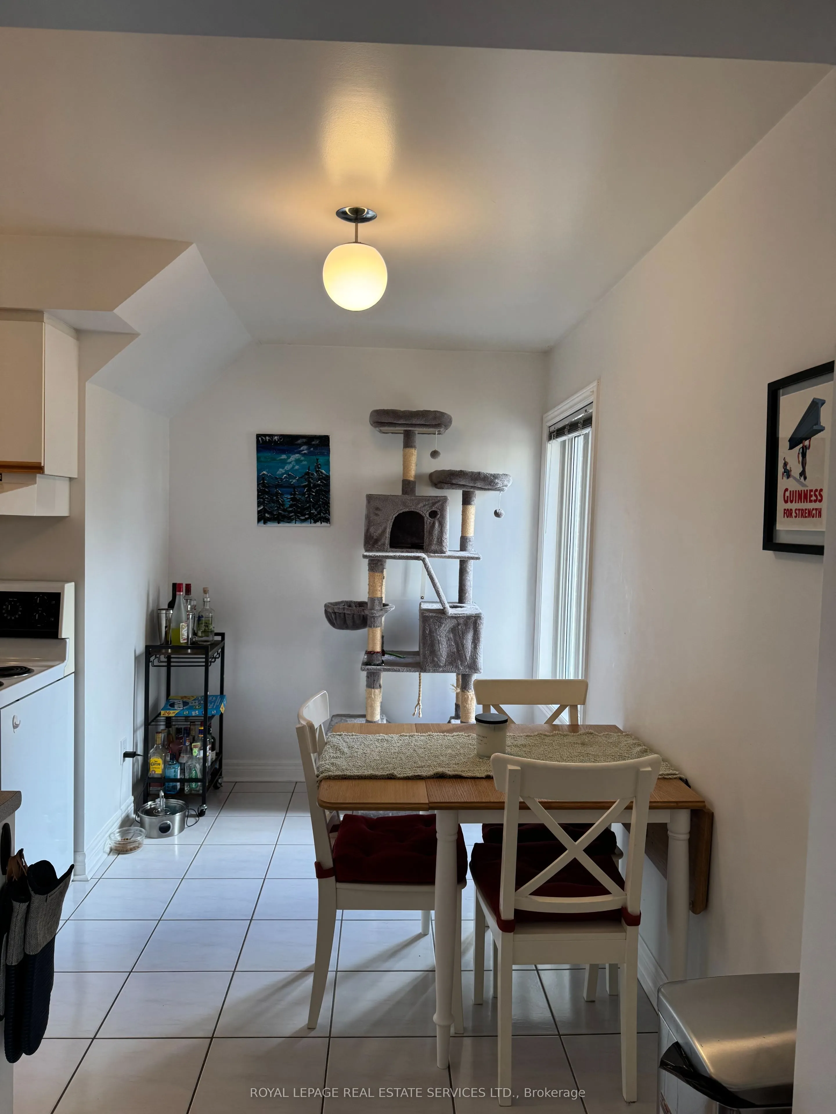 4 Harshaw Avenue, #2