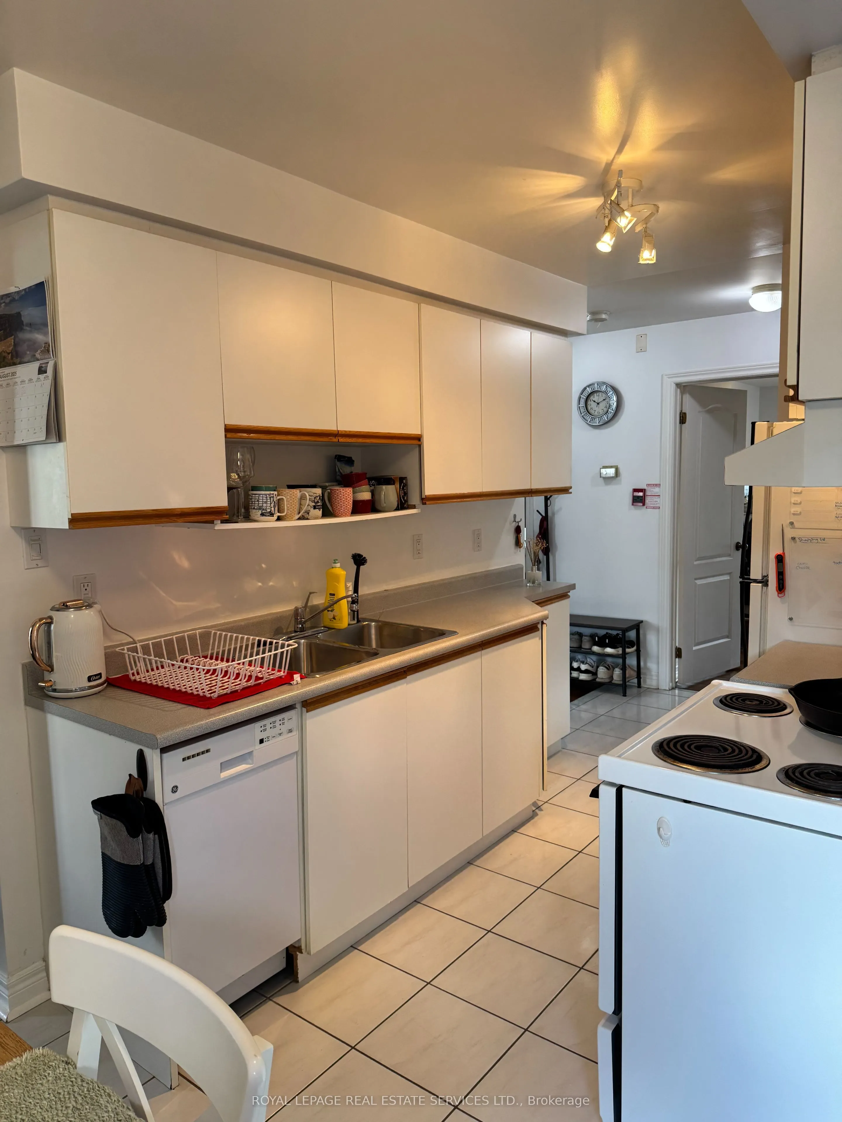 4 Harshaw Avenue, #2