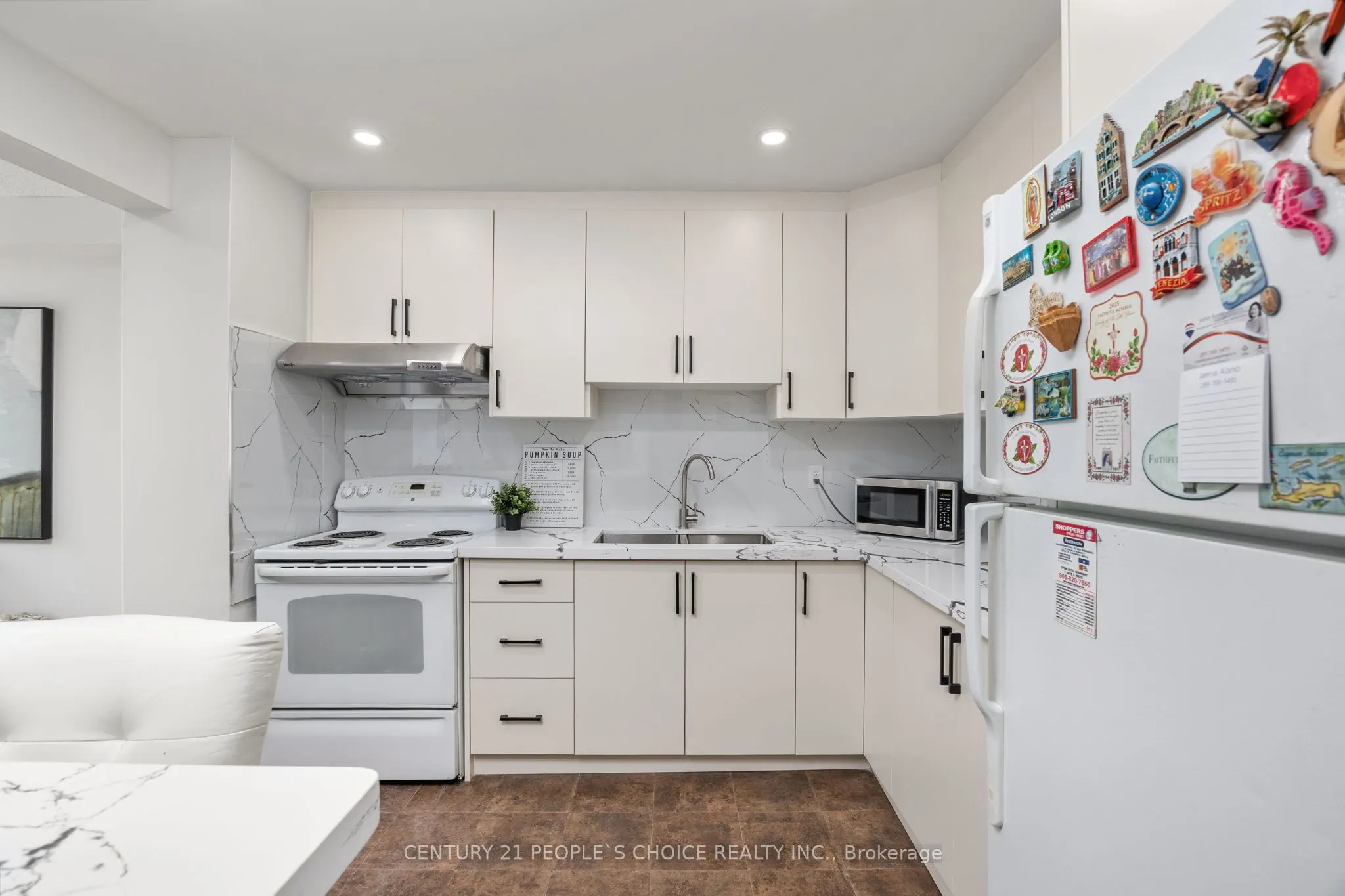 3500 Glen Erin Drive, #23