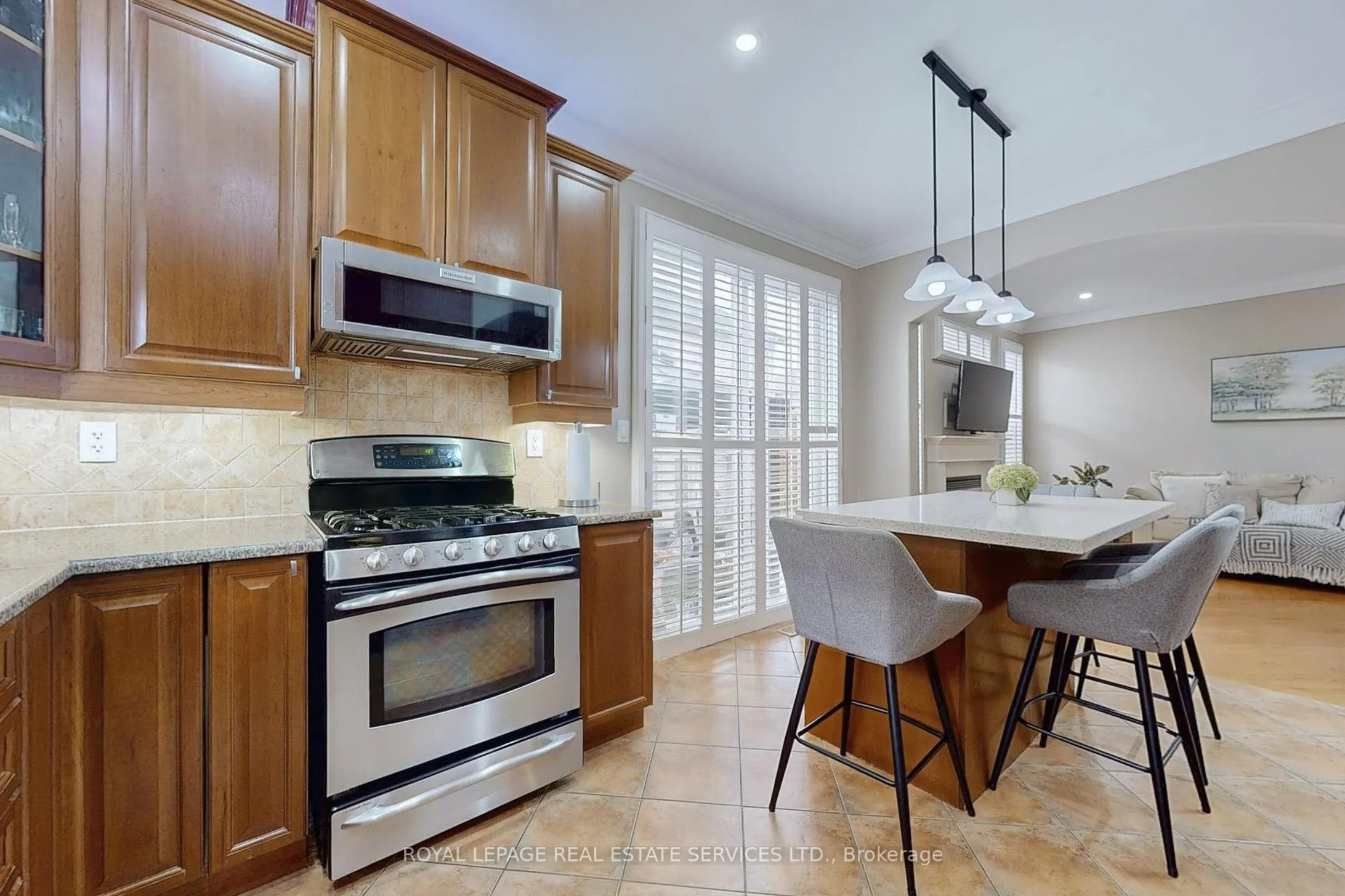 659 Hood Terrace