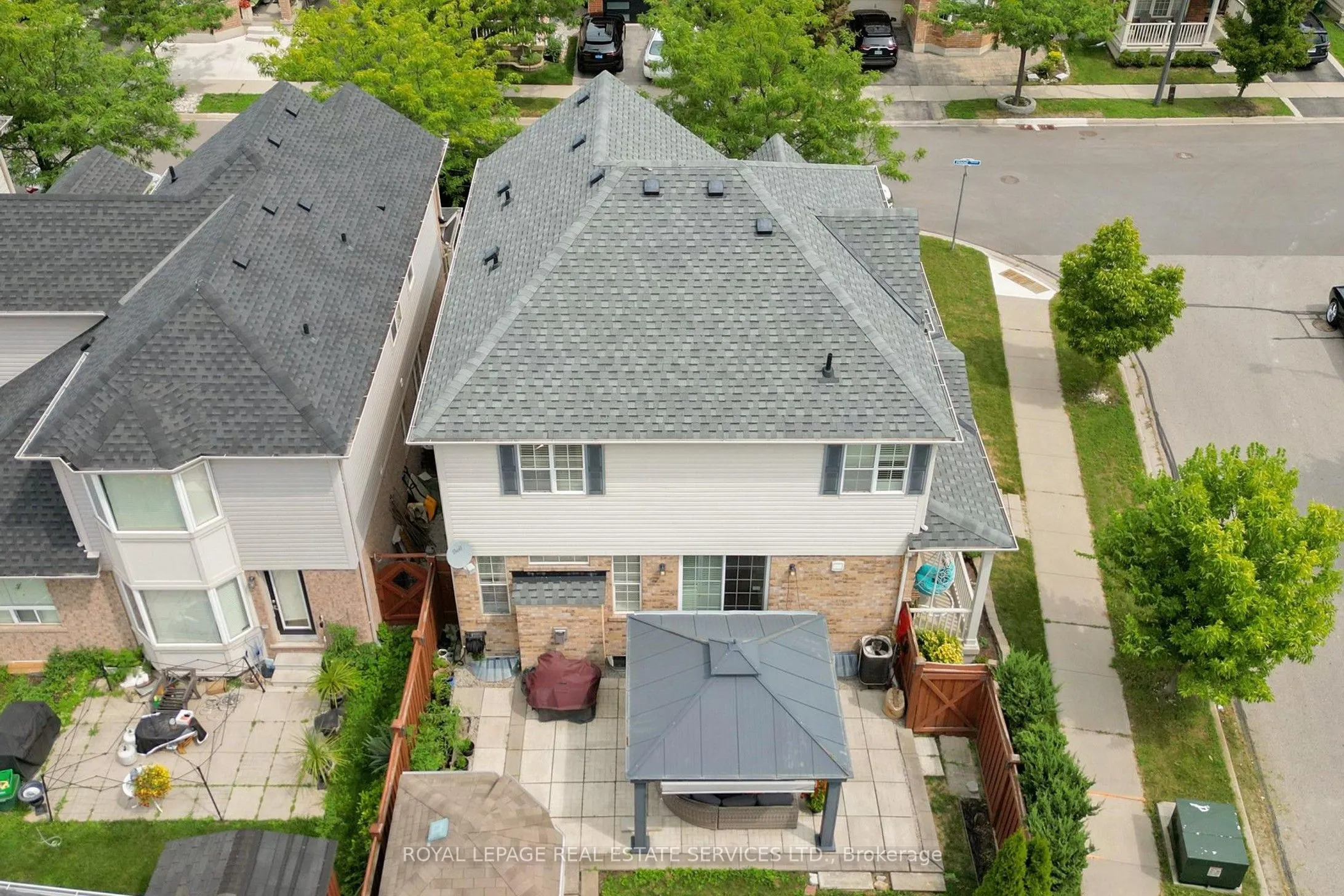 659 Hood Terrace