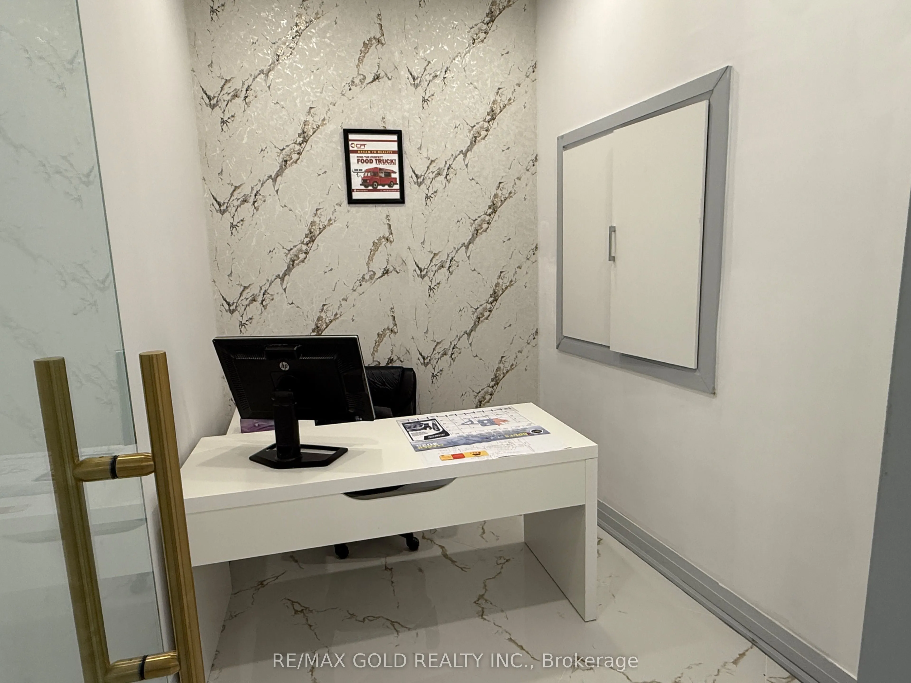 6475 Mayfield Road, #208
