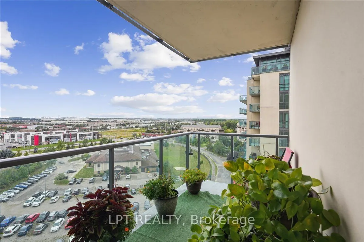 55 Yorkland Boulevard, #8