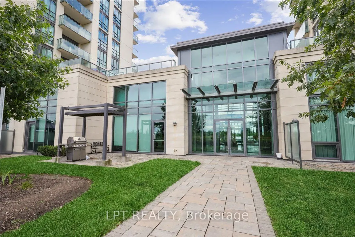 55 Yorkland Boulevard, #8