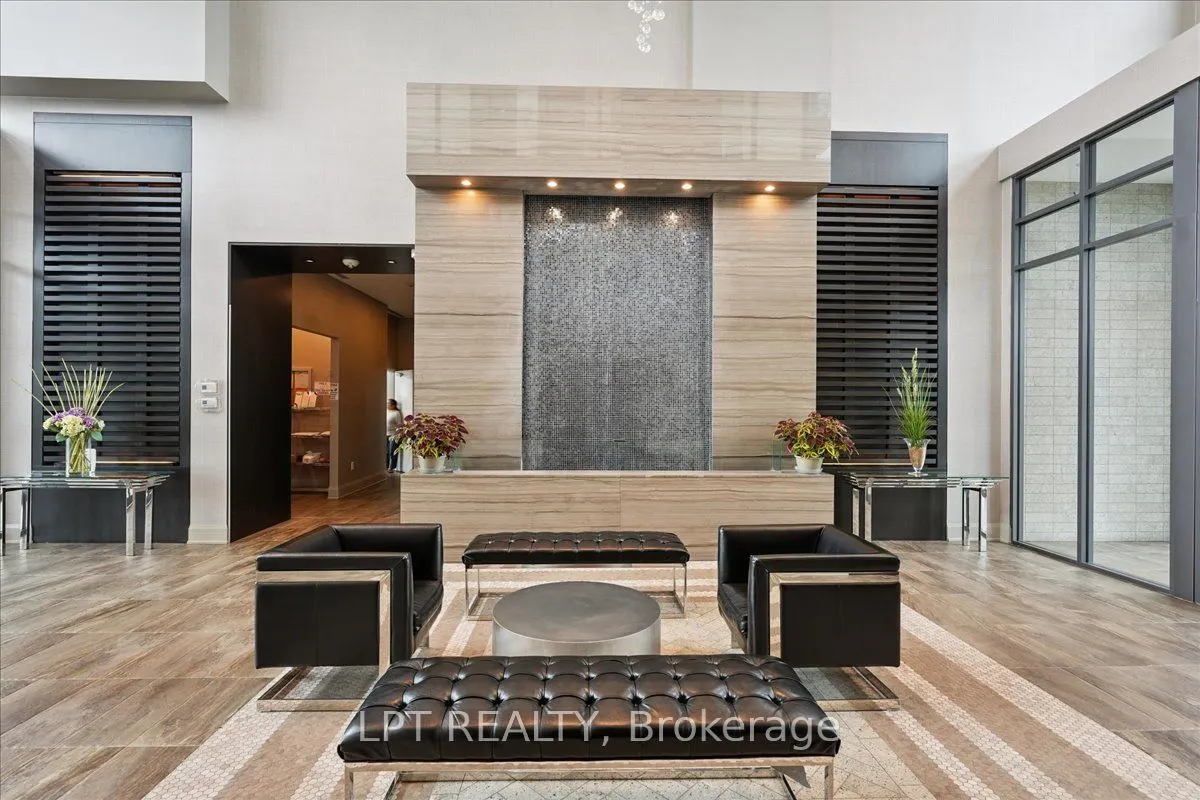 55 Yorkland Boulevard, #8
