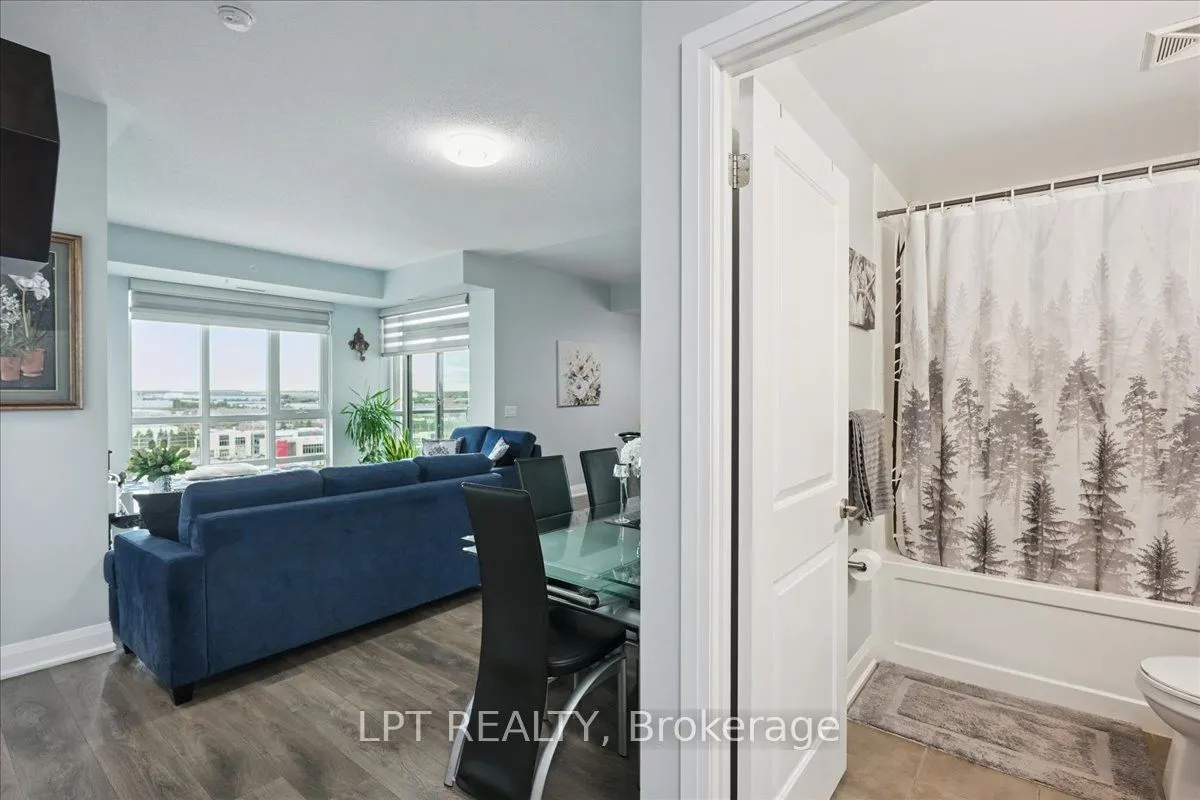 55 Yorkland Boulevard, #8