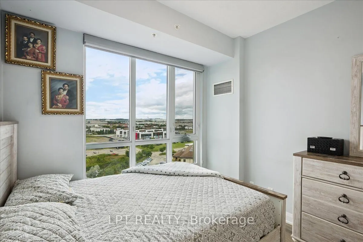 55 Yorkland Boulevard, #8
