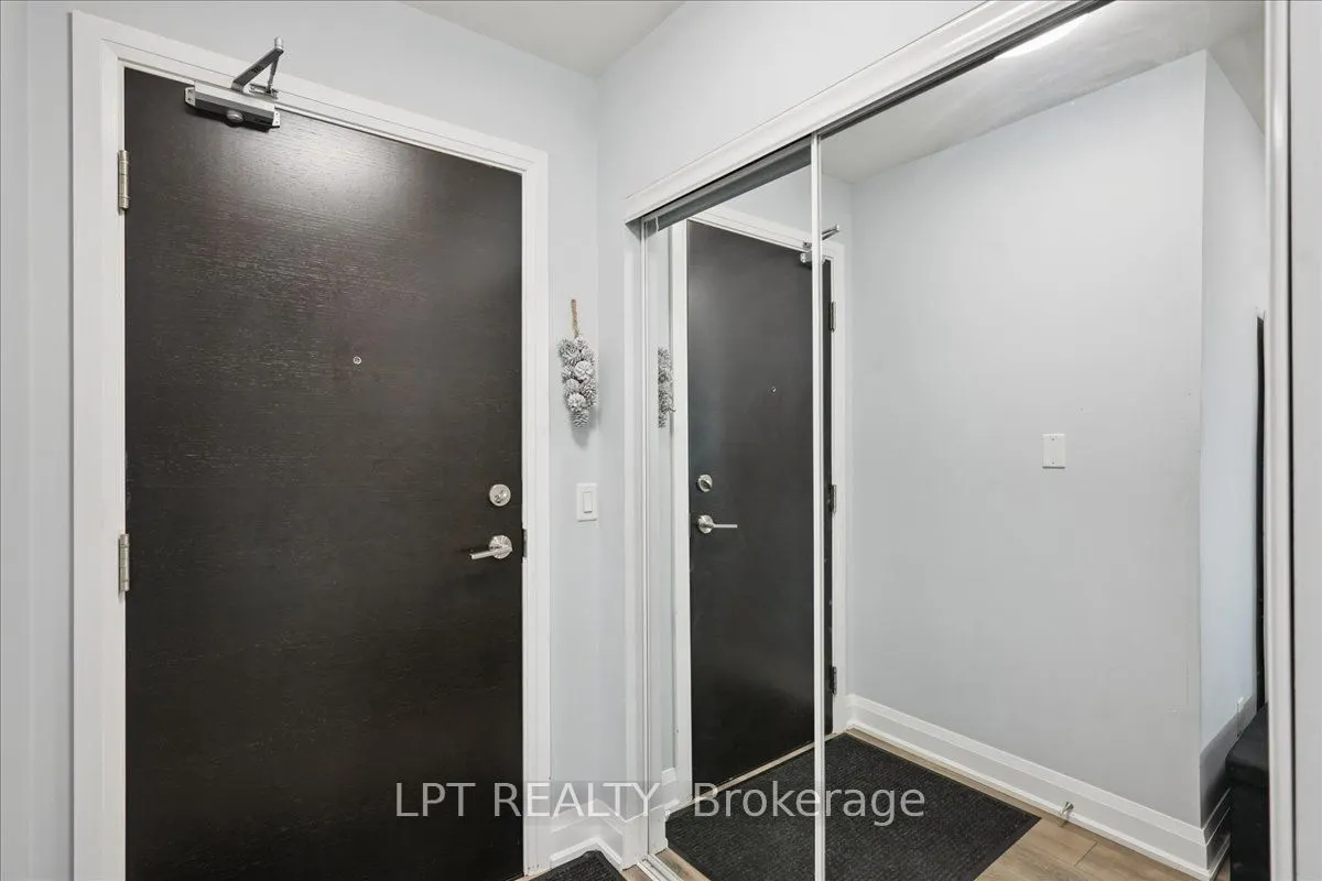 55 Yorkland Boulevard, #8