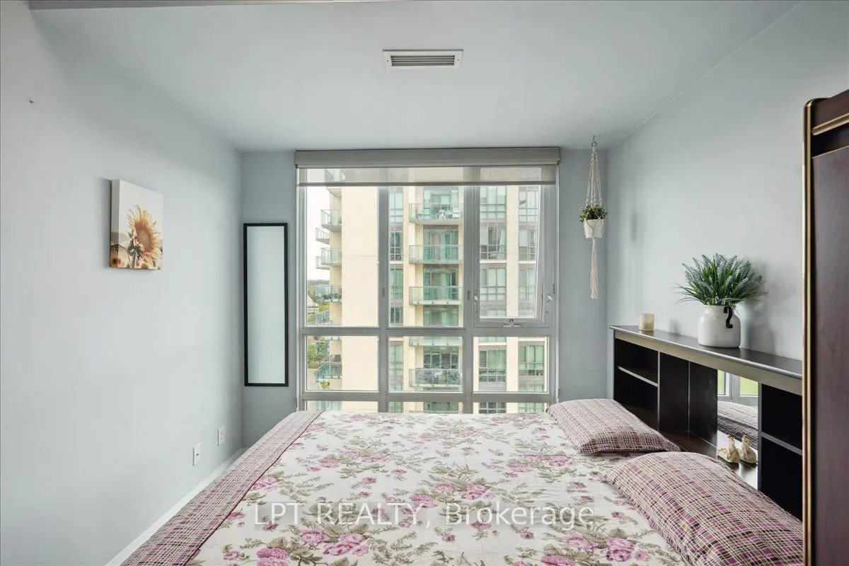 55 Yorkland Boulevard, #8