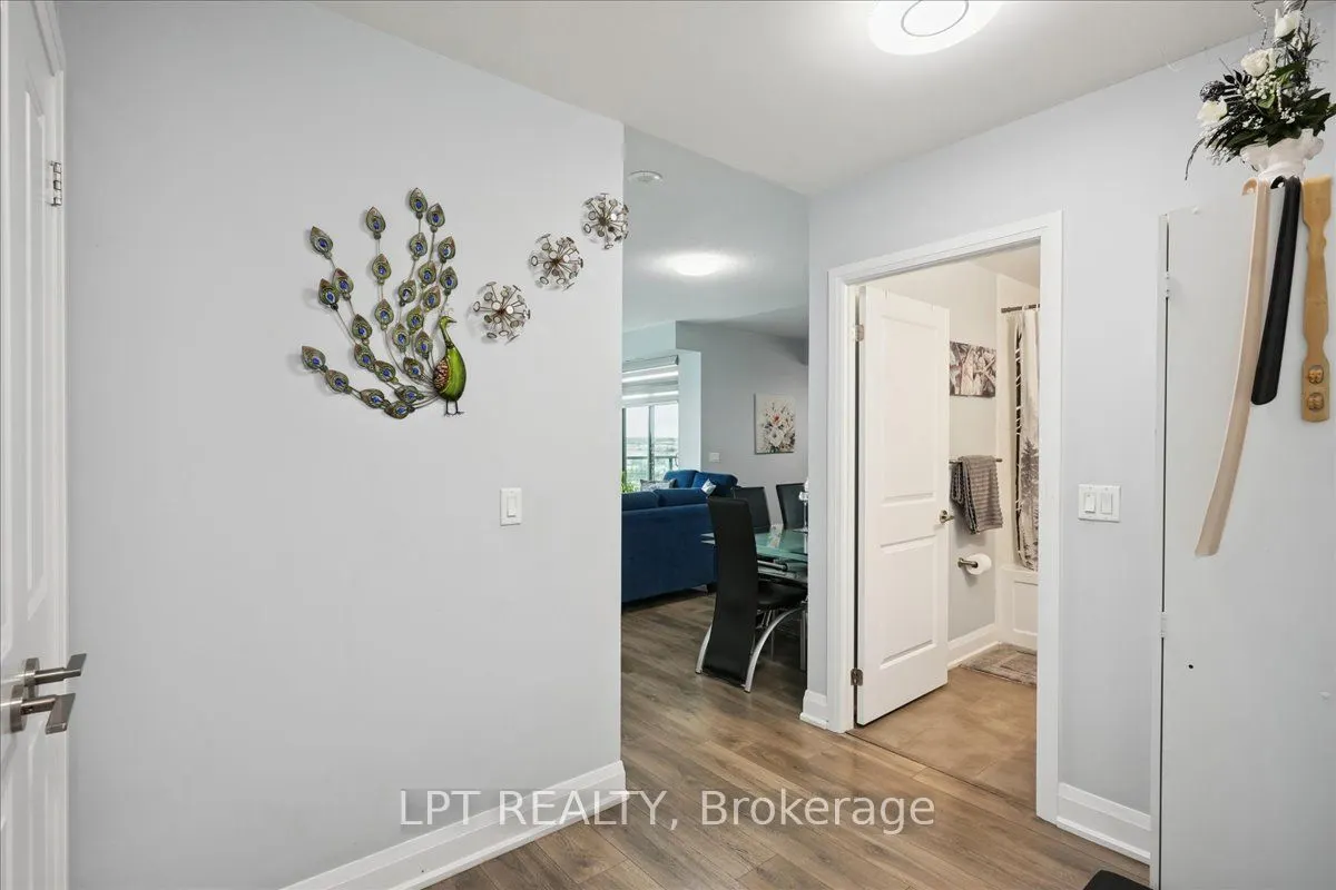 55 Yorkland Boulevard, #8