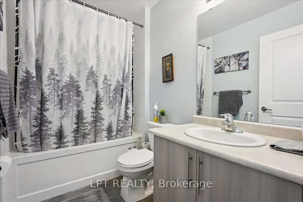 55 Yorkland Boulevard, #8