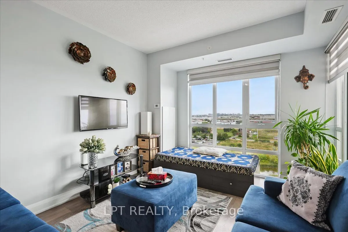 55 Yorkland Boulevard, #8