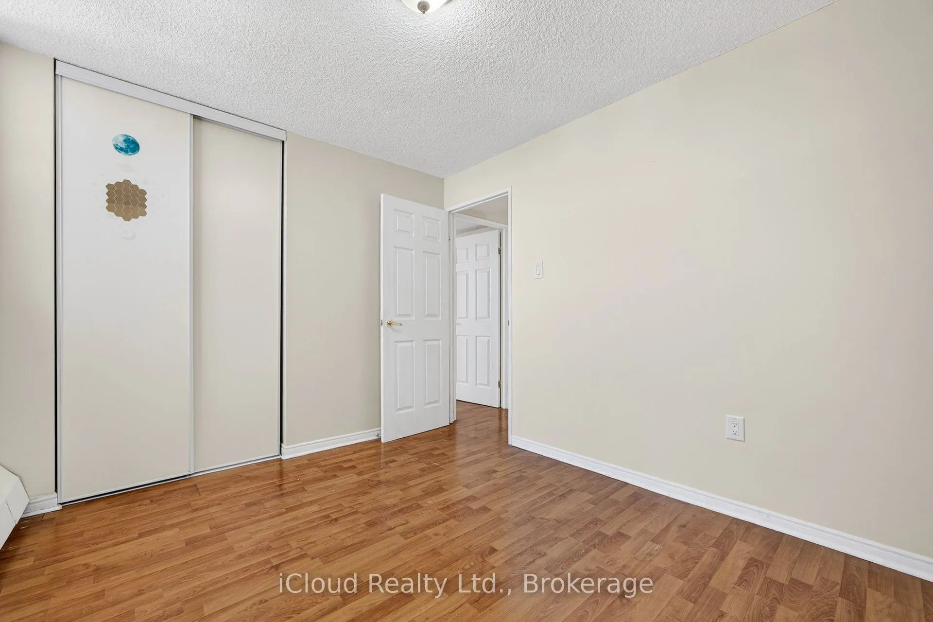 2900 Battleford Road, #1110