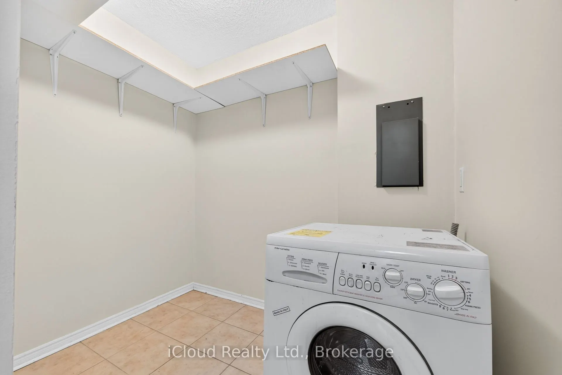 2900 Battleford Road, #1110