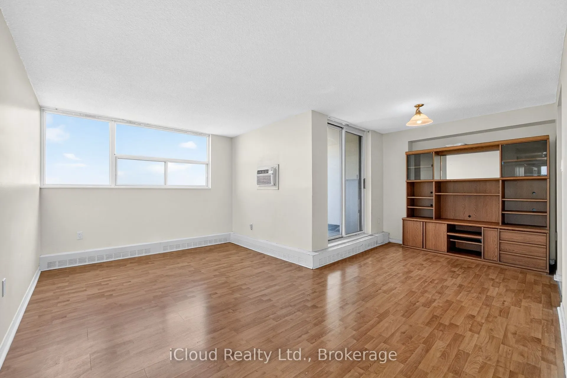 2900 Battleford Road, #1110