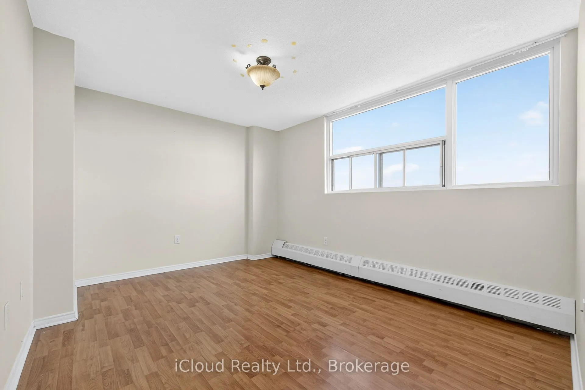 2900 Battleford Road, #1110