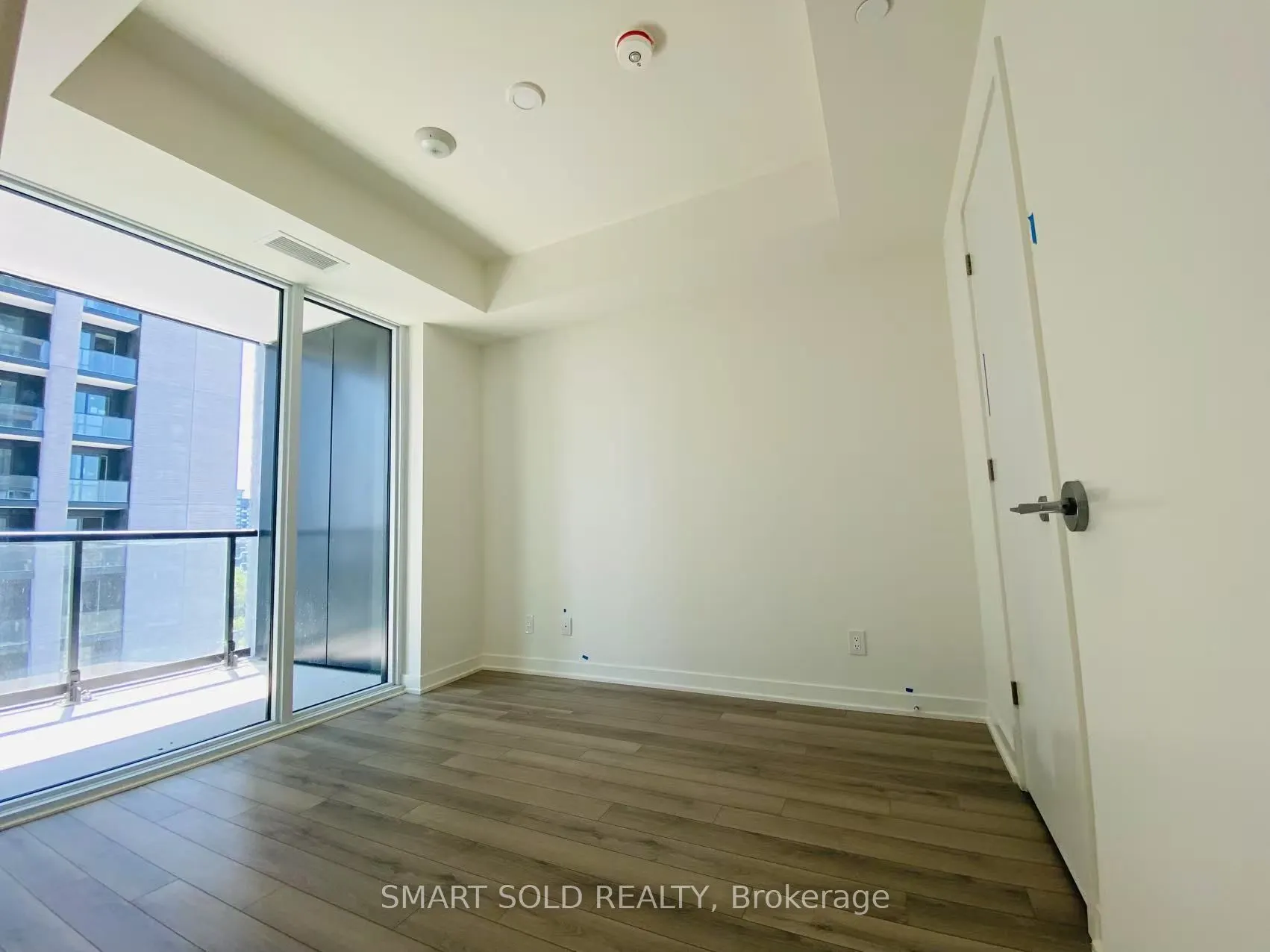 3079 Trafalgar Road, #11