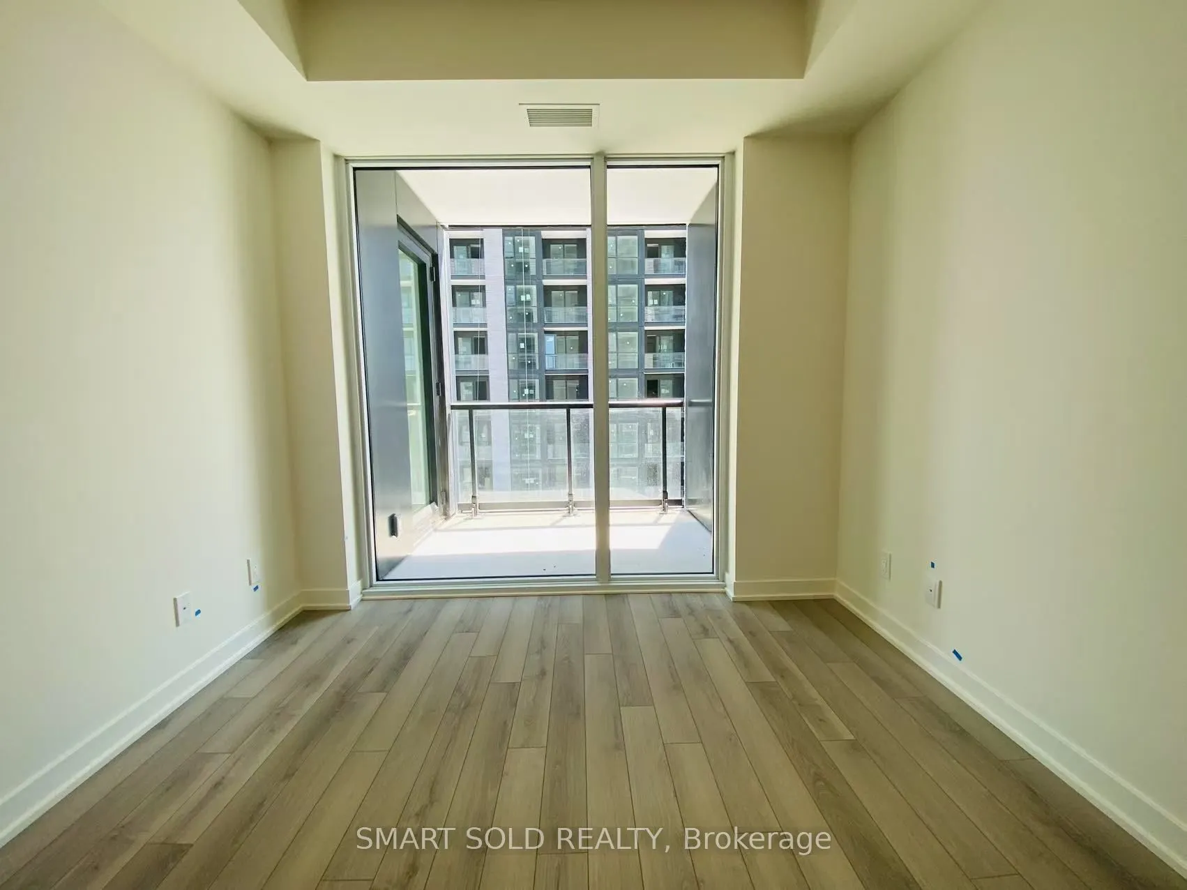 3079 Trafalgar Road, #11