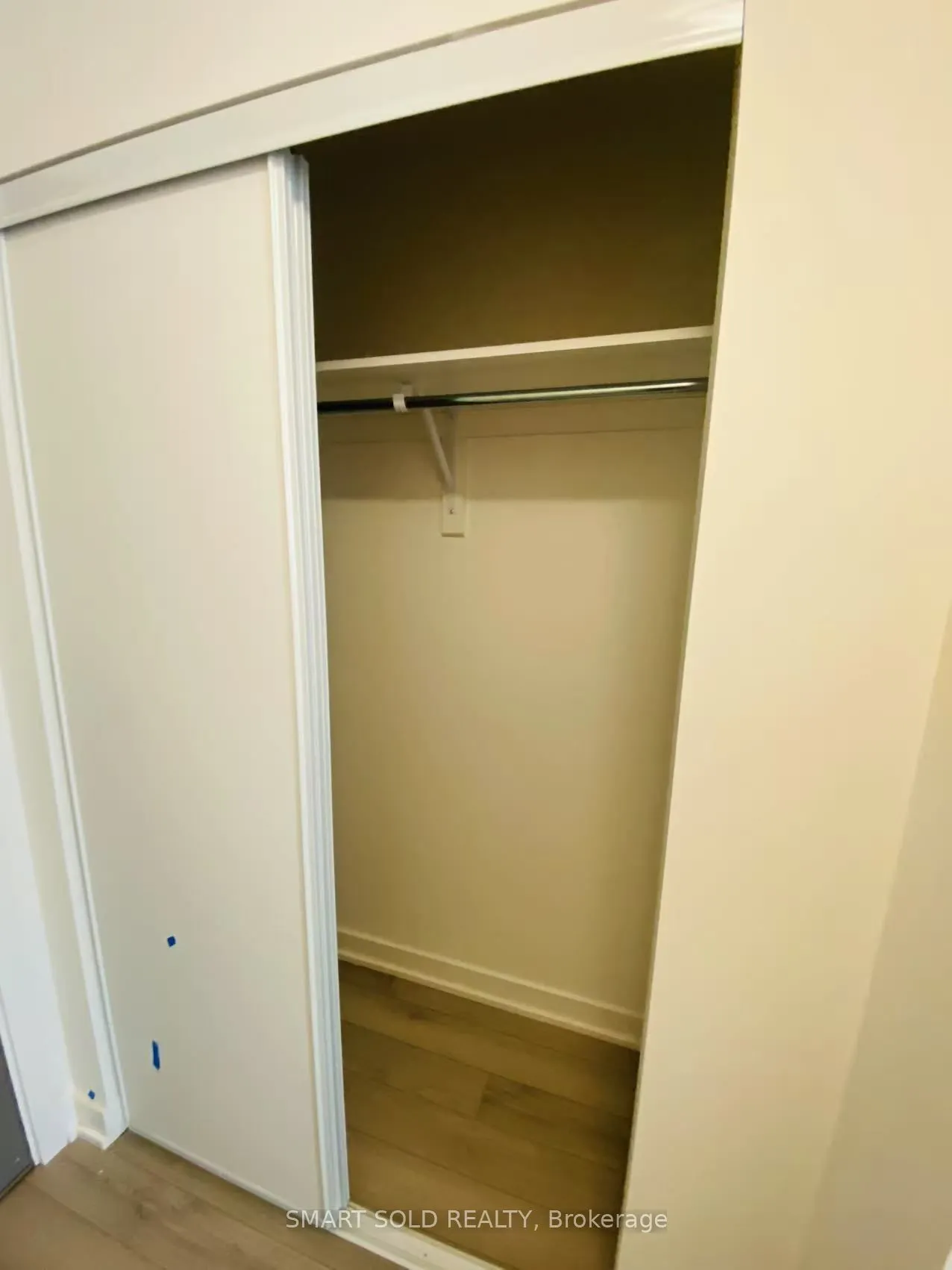 3079 Trafalgar Road, #11