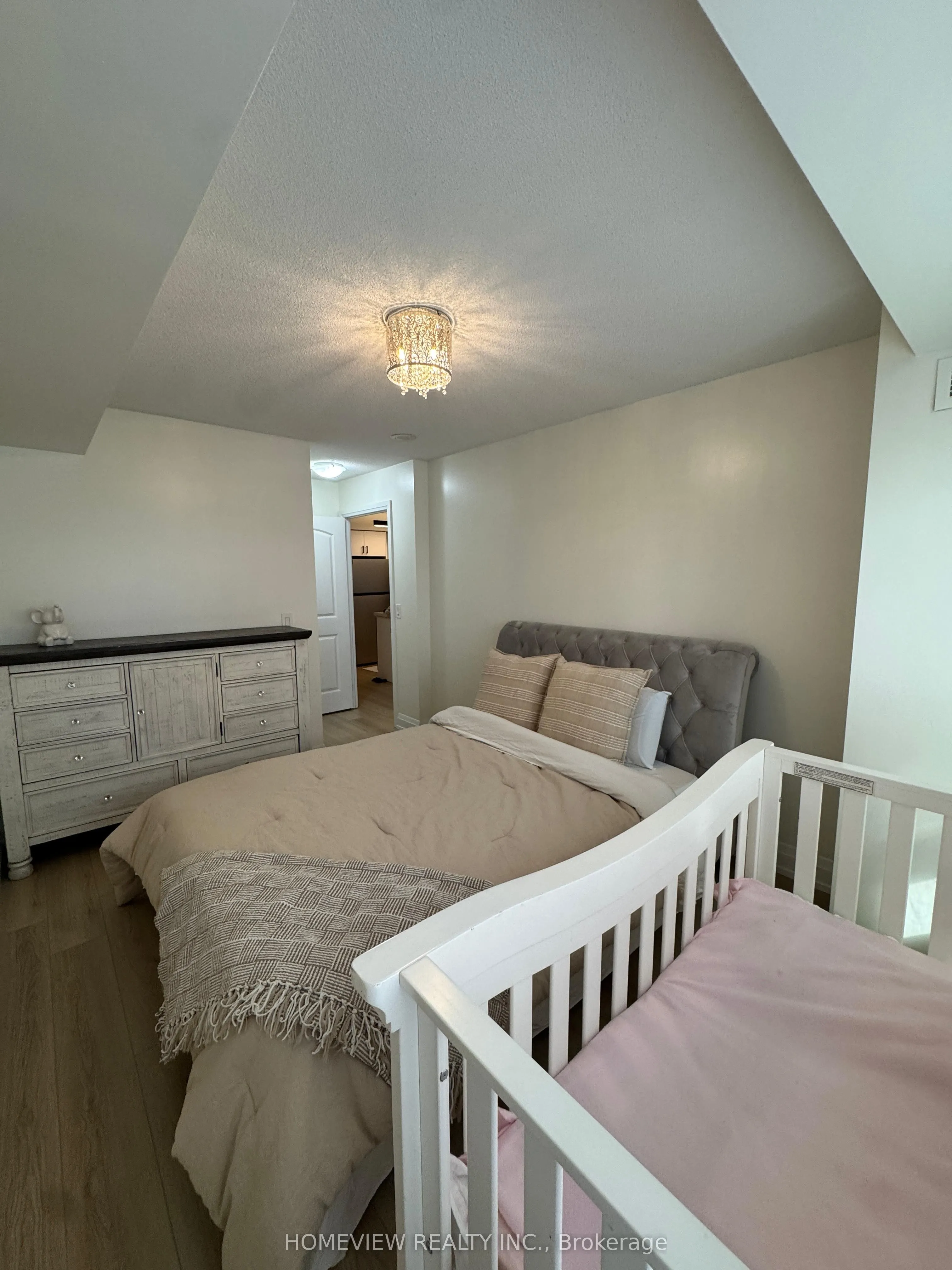 1070 Sheppard Avenue W, #1211