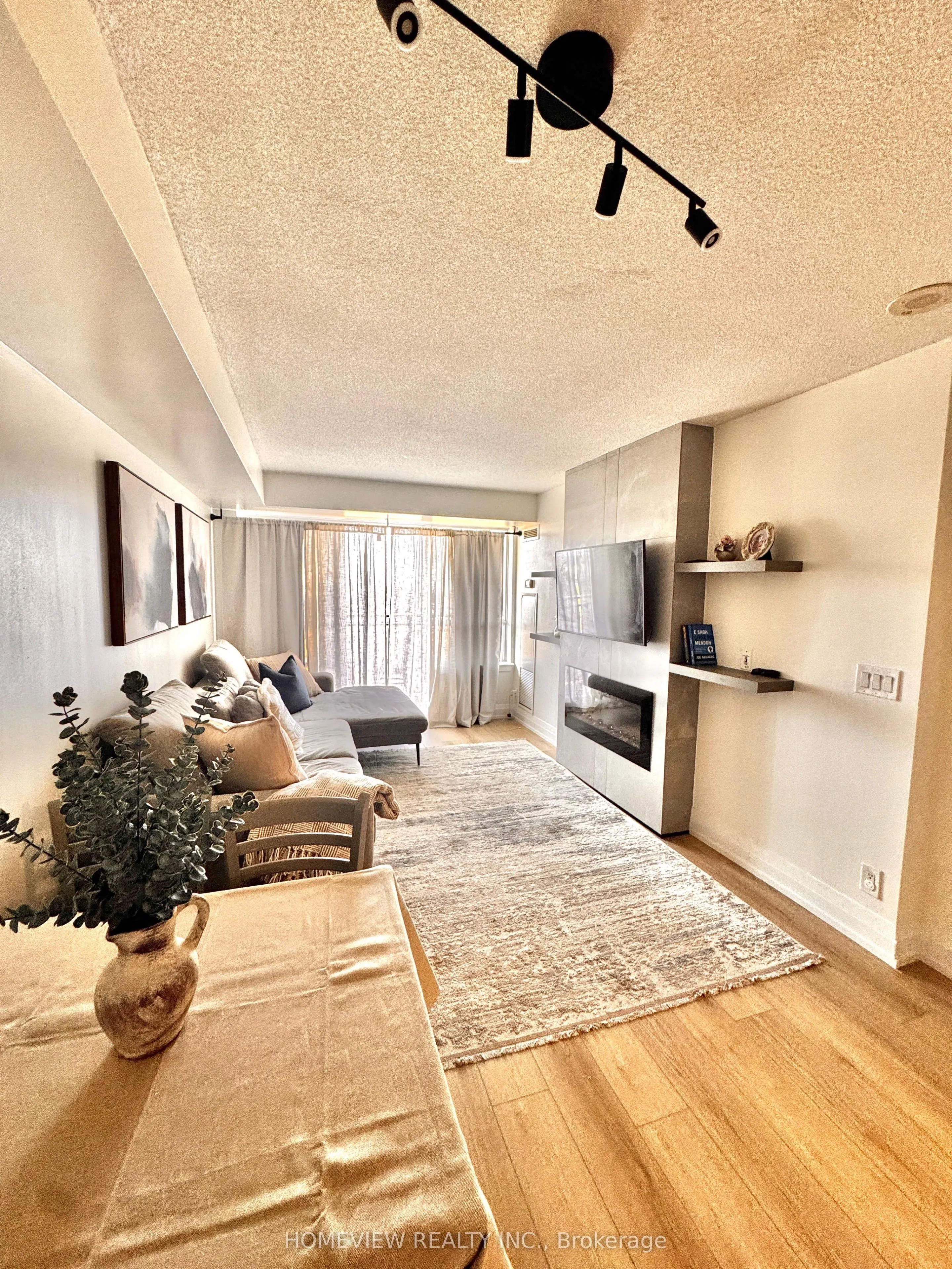 1070 Sheppard Avenue W, #1211