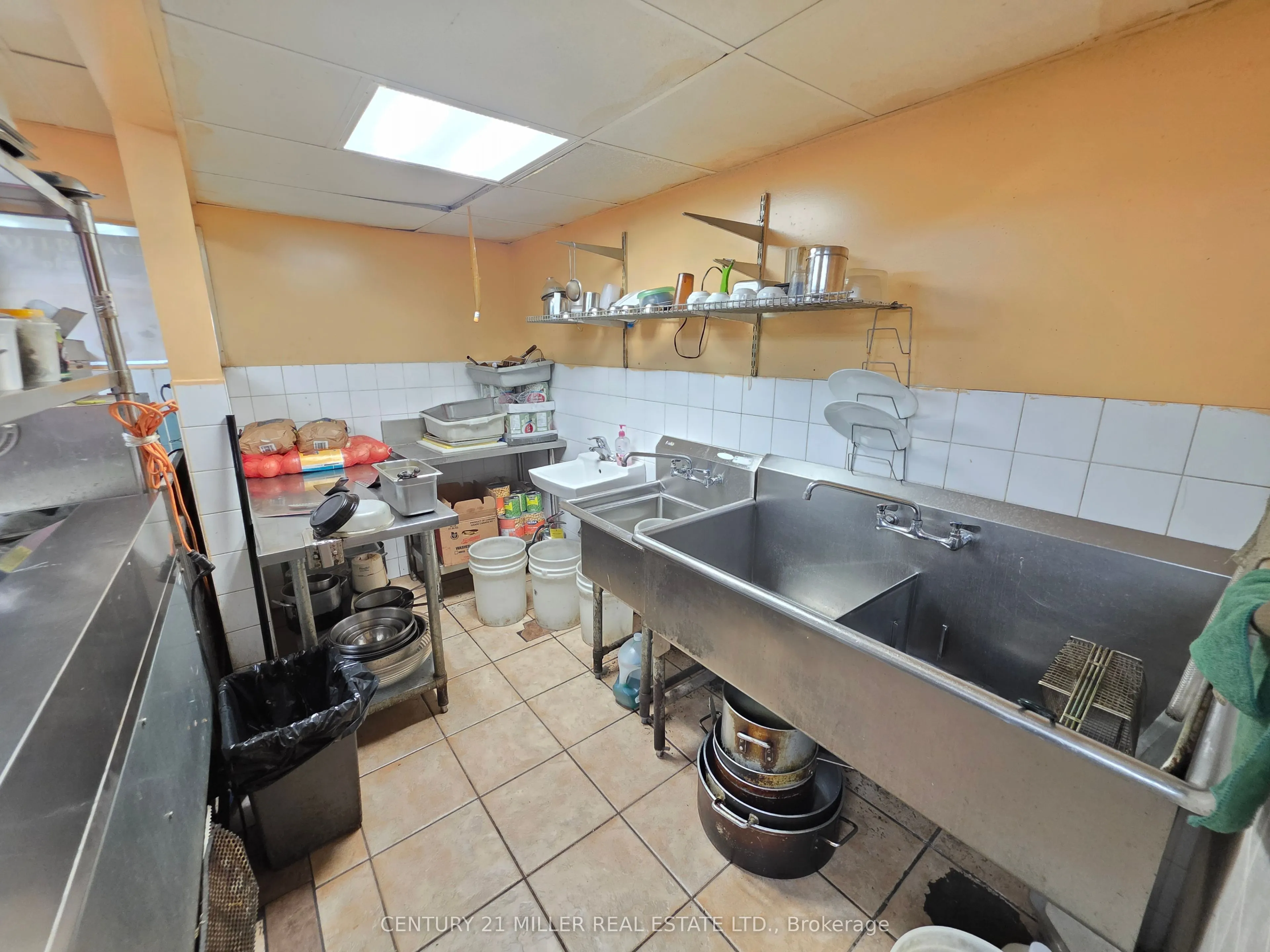 3321 Bloor Street W