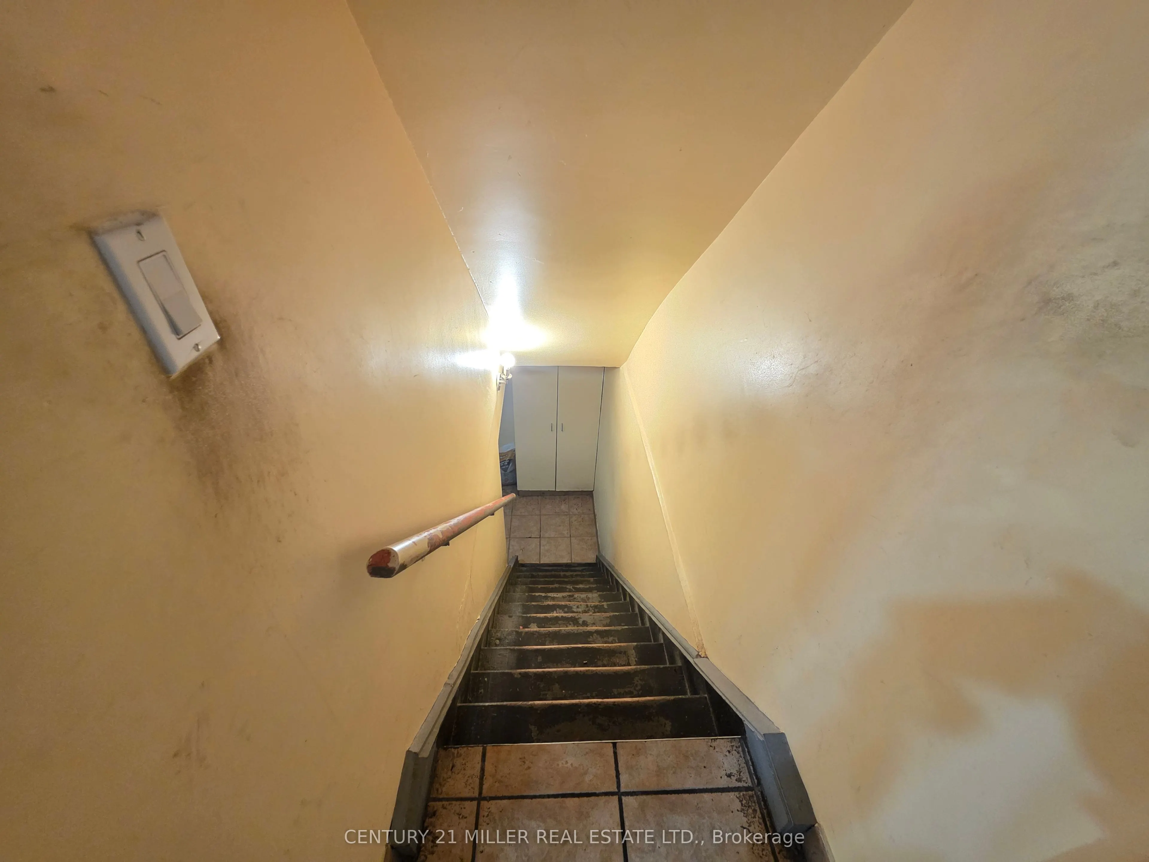 3321 Bloor Street W