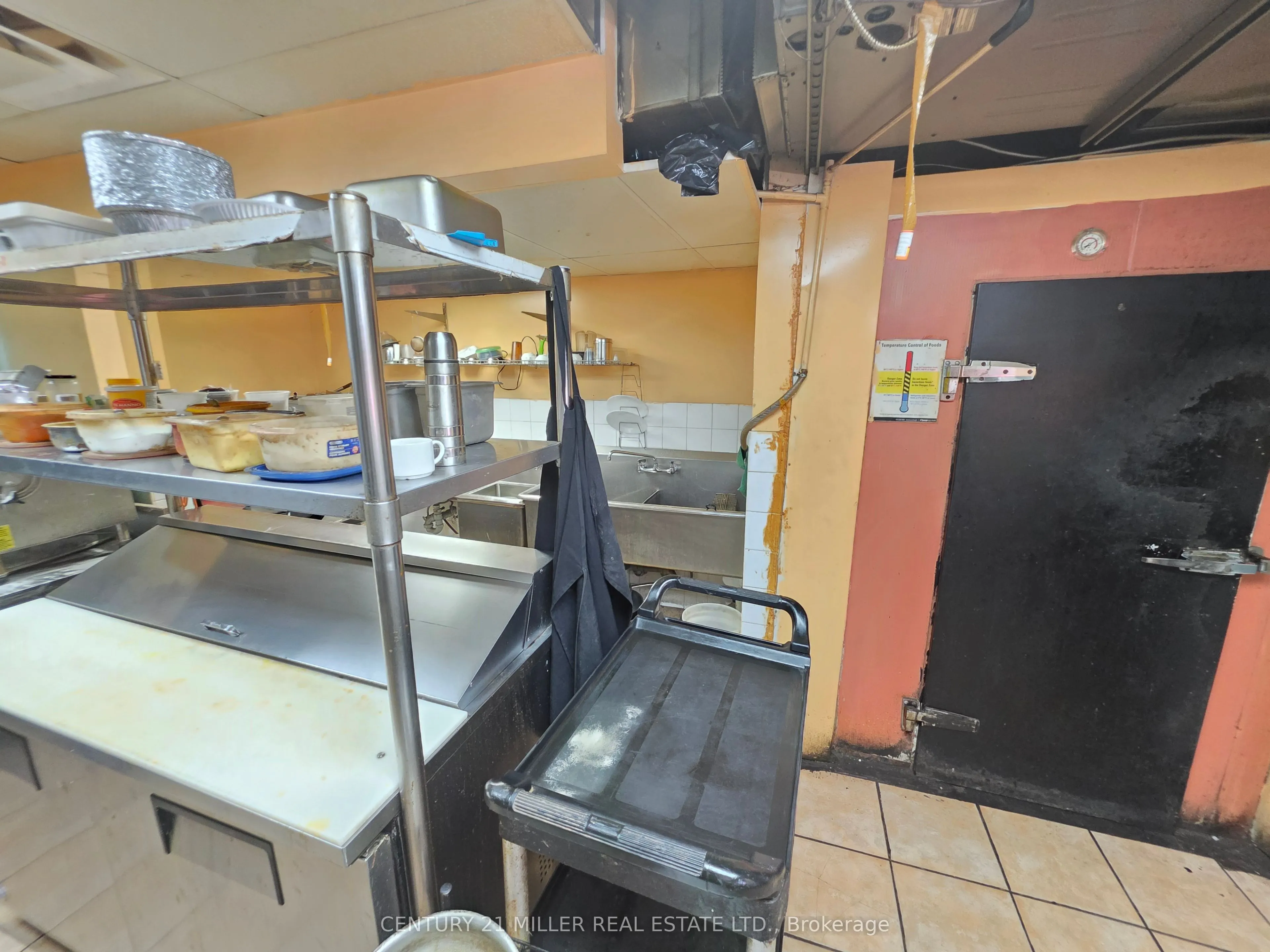 3321 Bloor Street W