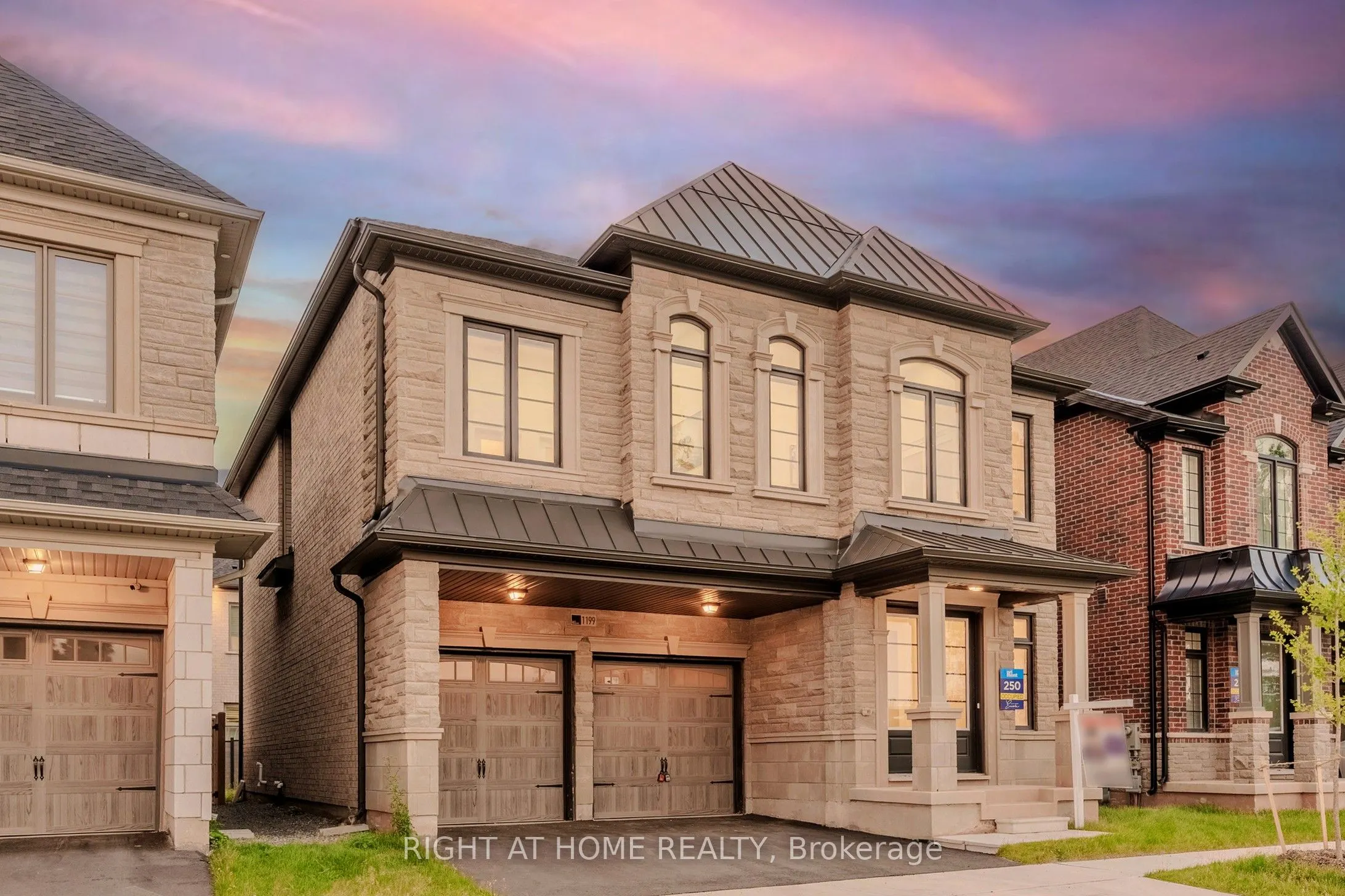 1199 QUEENS PLATE Road E