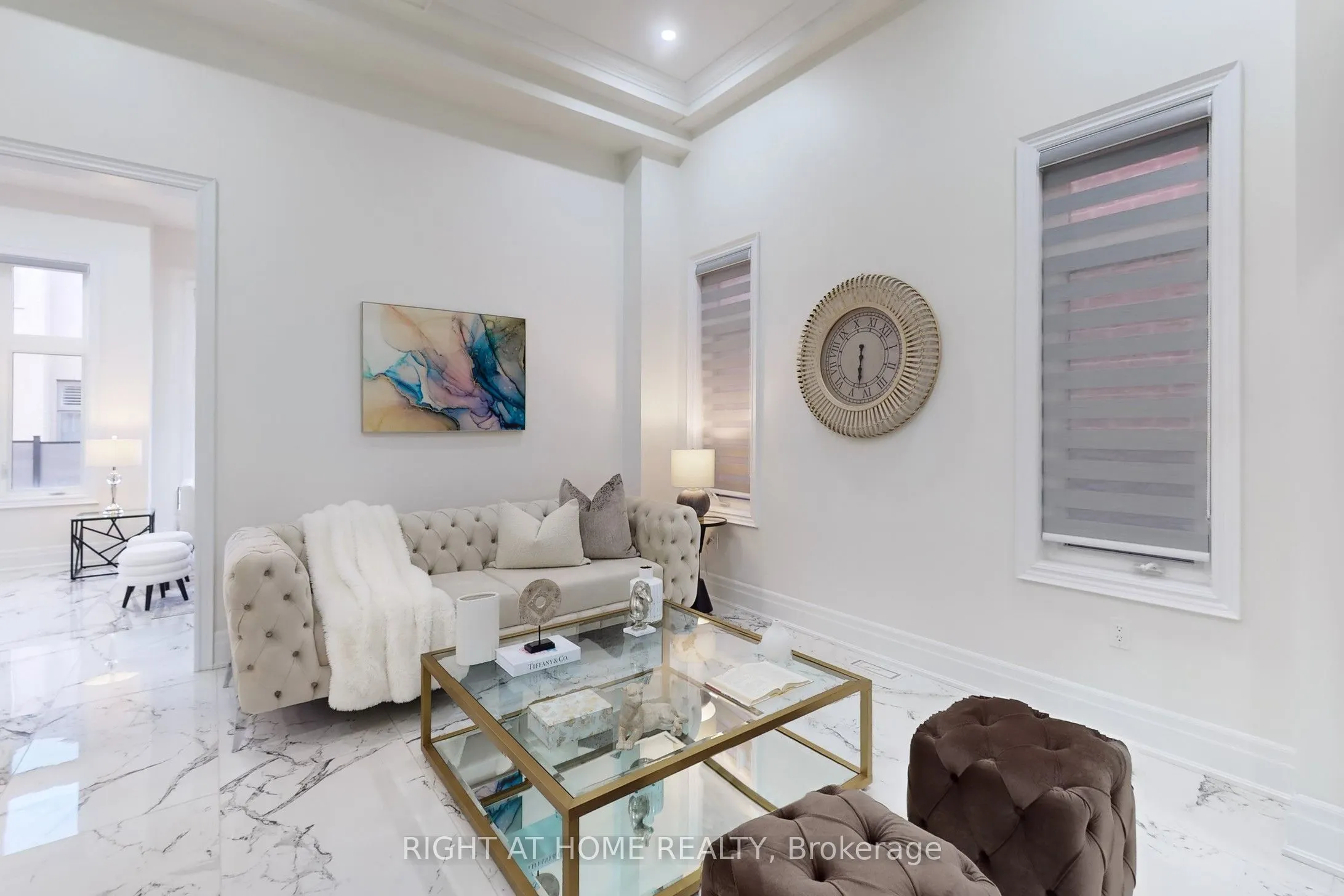 1199 QUEENS PLATE Road E