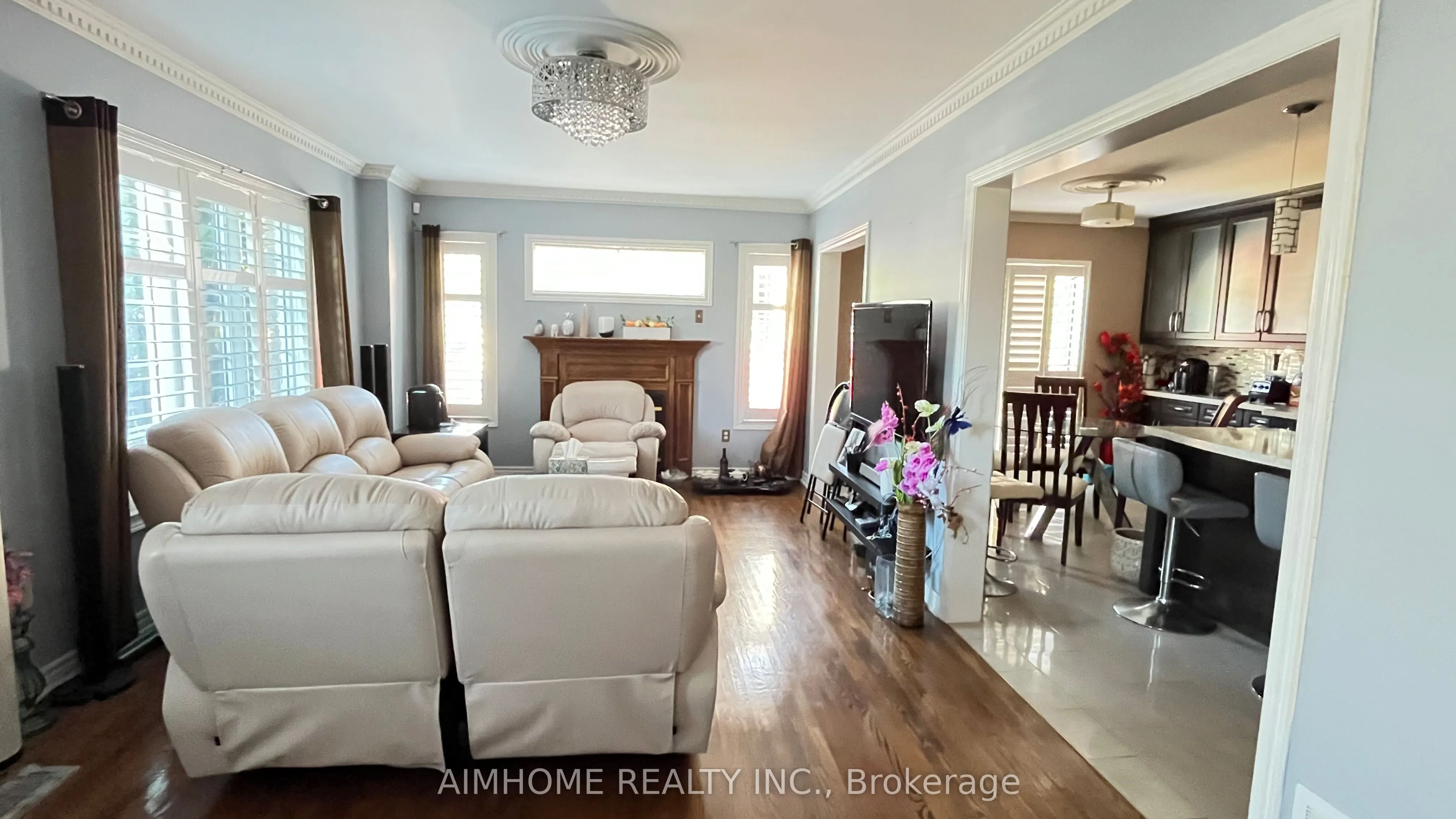 881 Knotty Pine Grove, #Main and Upper