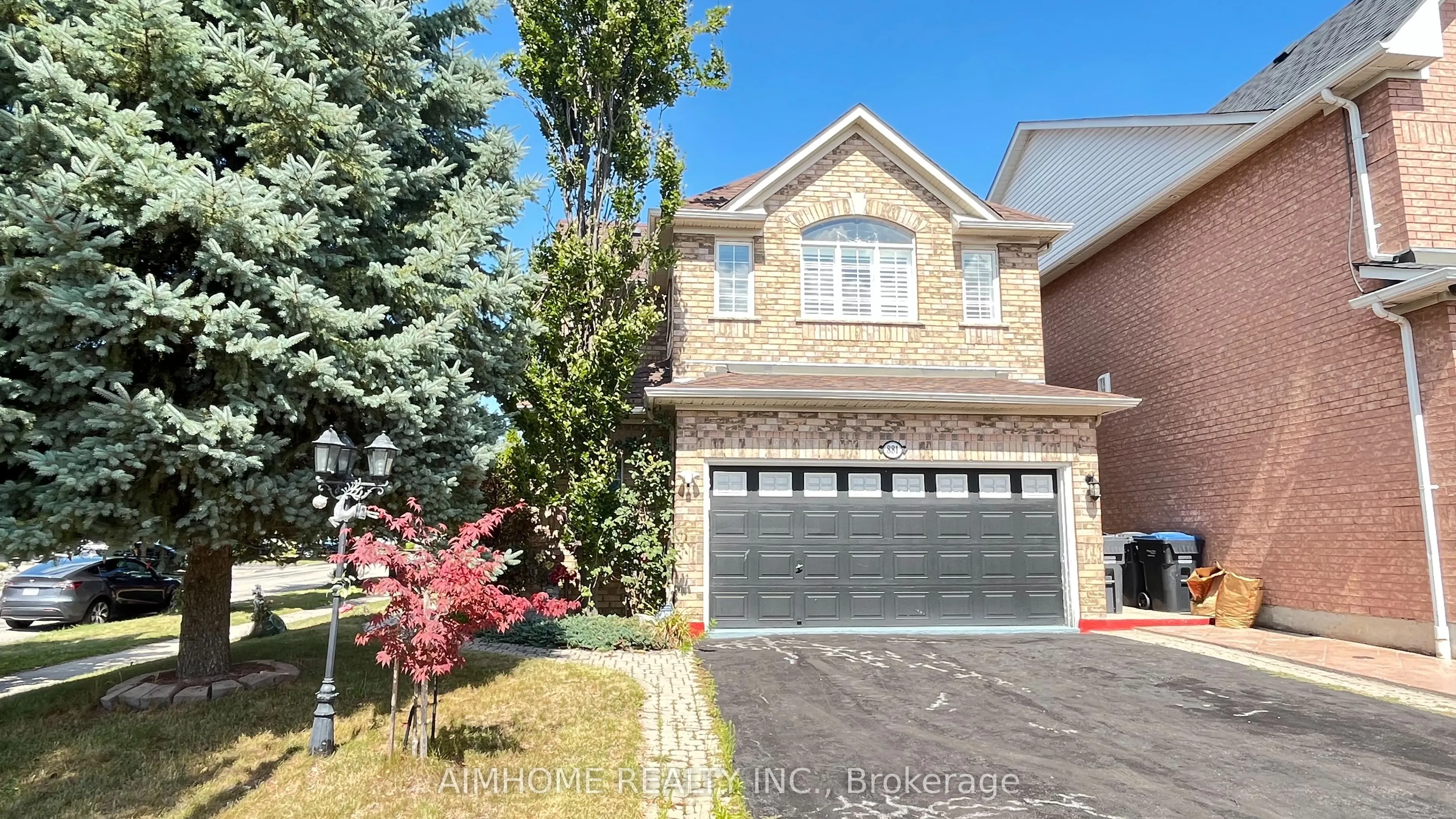 881 Knotty Pine Grove, #Main and Upper