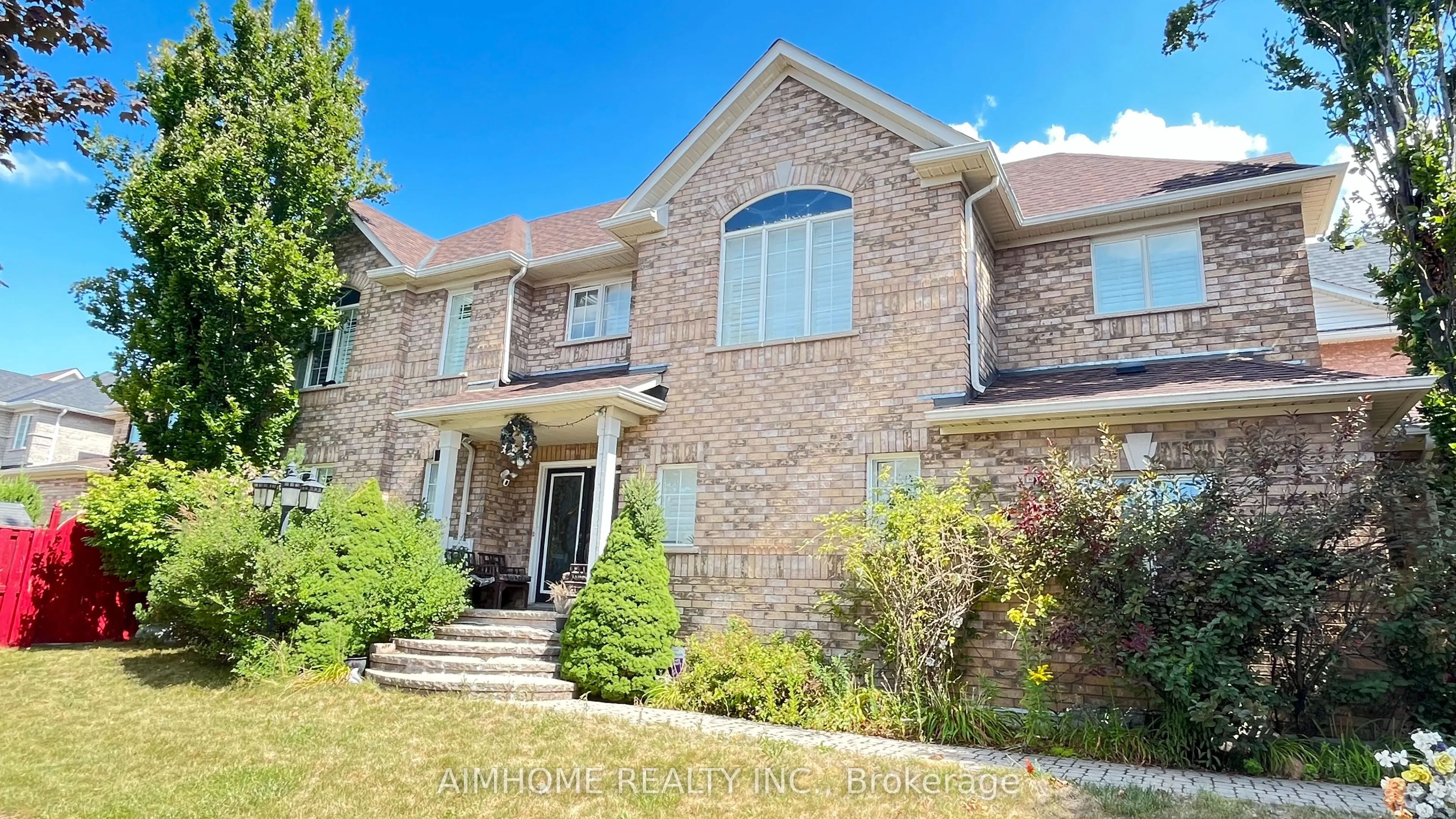 881 Knotty Pine Grove, #Main and Upper
