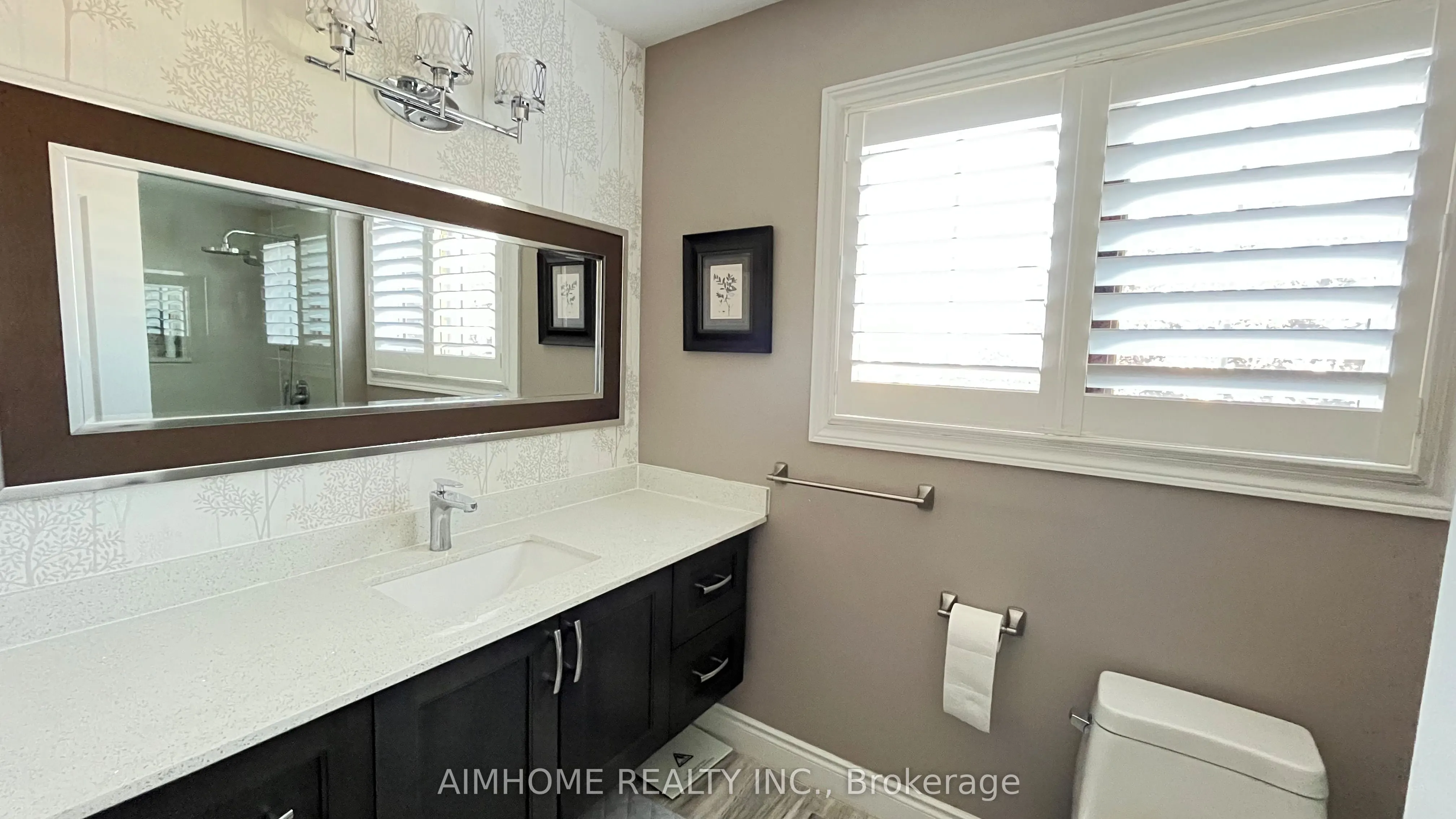 881 Knotty Pine Grove, #Main and Upper