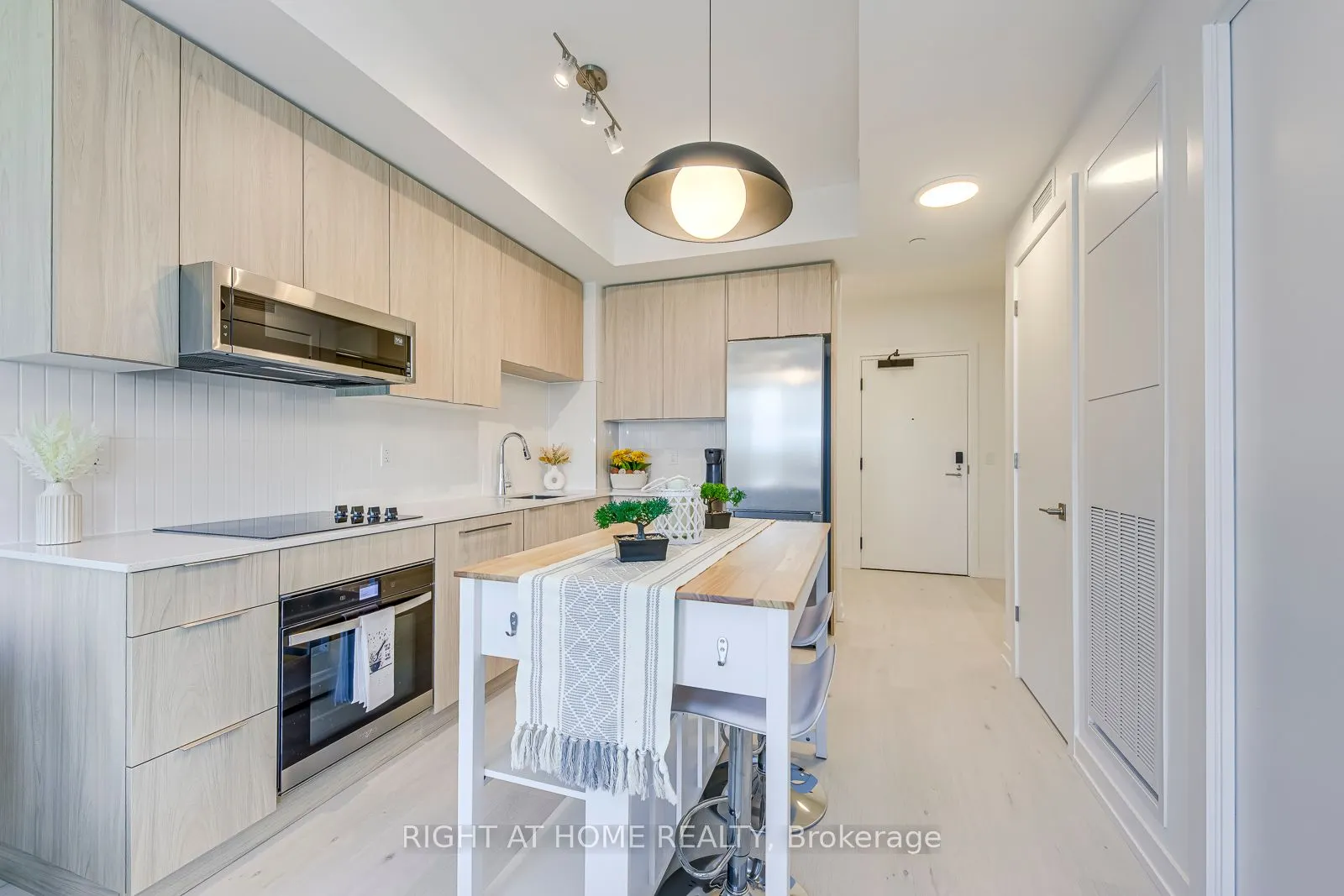 2501 Saw Whet Boulevard, #538