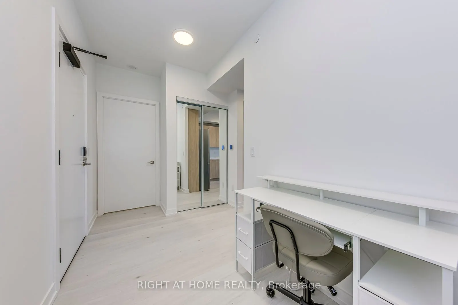 2501 Saw Whet Boulevard, #538